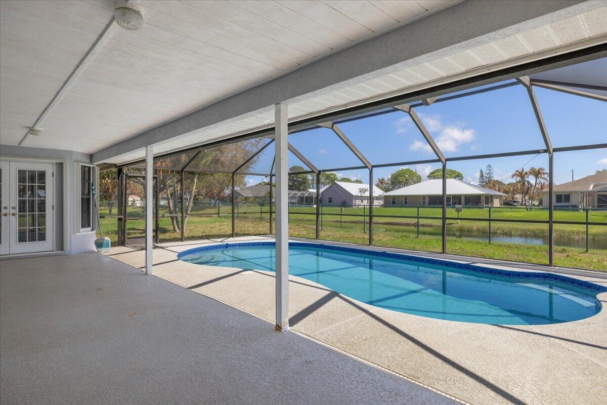 1902 SE Gaskins Circle, Port St. Lucie, FL 34952, Port St. Lucie - Photo 2