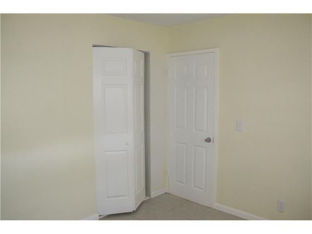 73 NE 7th Court 3, Deerfield Beach, FL 33441, Deerfield Beach - Photo 3