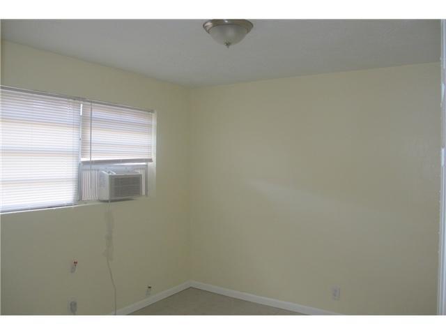 73 NE 7th Court 3, Deerfield Beach, FL 33441, Deerfield Beach - Photo 5