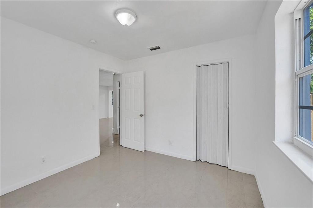 2422 Sherman Street, Hollywood, FL 33020, Hollywood - Photo 5