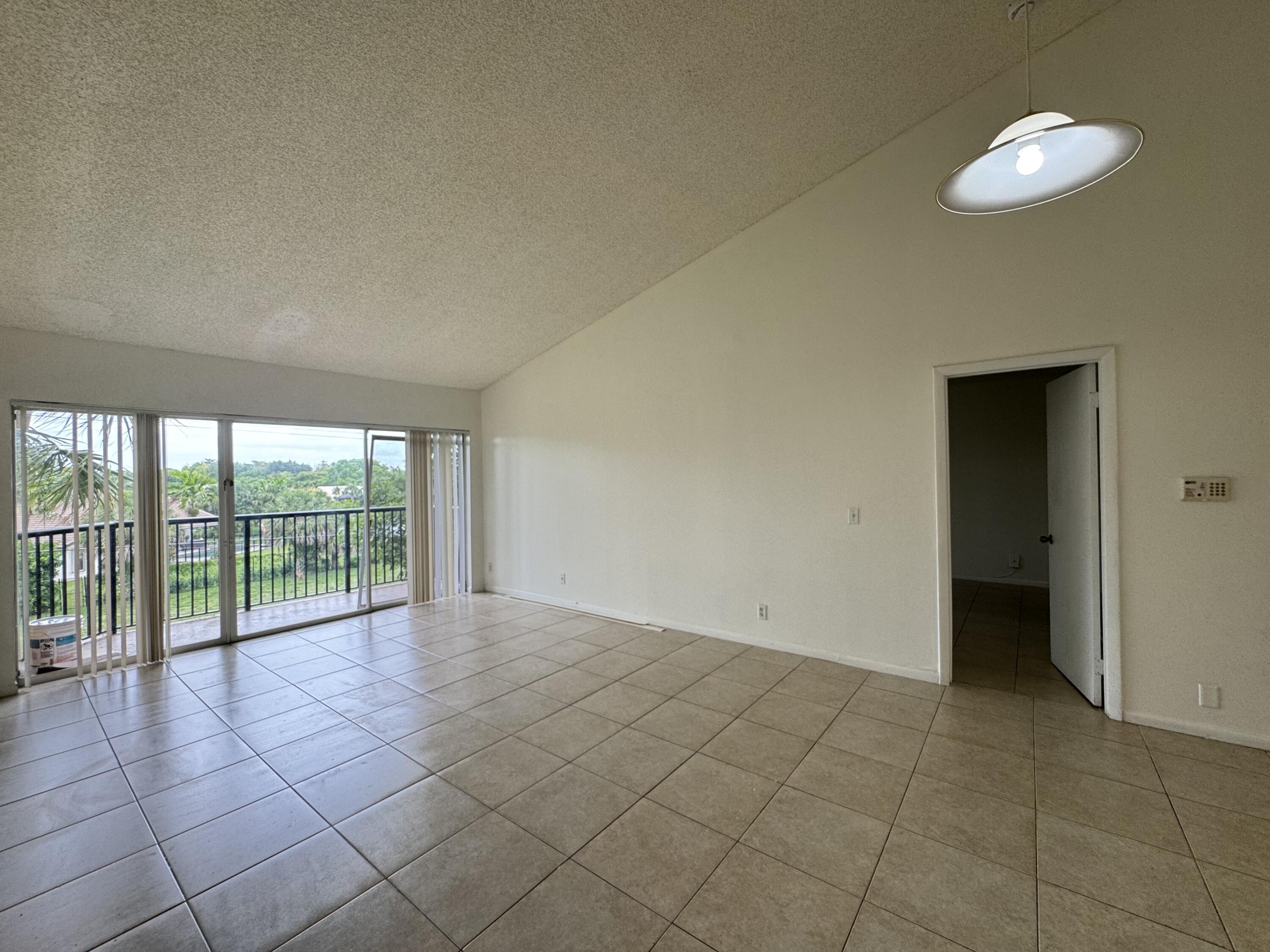 8891 Wiles Road 303, Coral Springs, FL 33067, Coral Springs - Photo 3