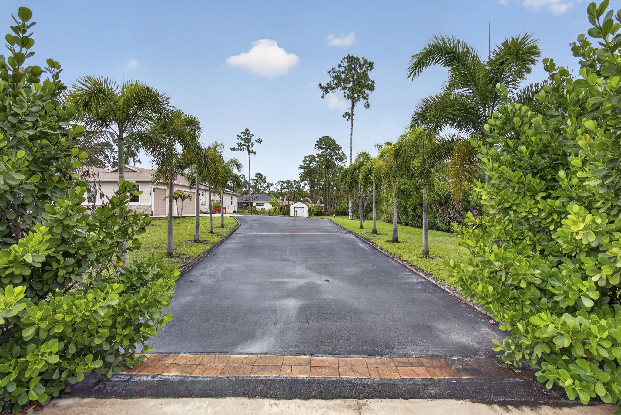 17145 Hamlin Boulevard, Loxahatchee, FL 33470, Loxahatchee - Photo 4