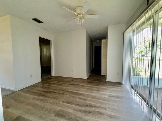 717 SE Alamanda Circle, Stuart, FL 34996, Stuart - Photo 4