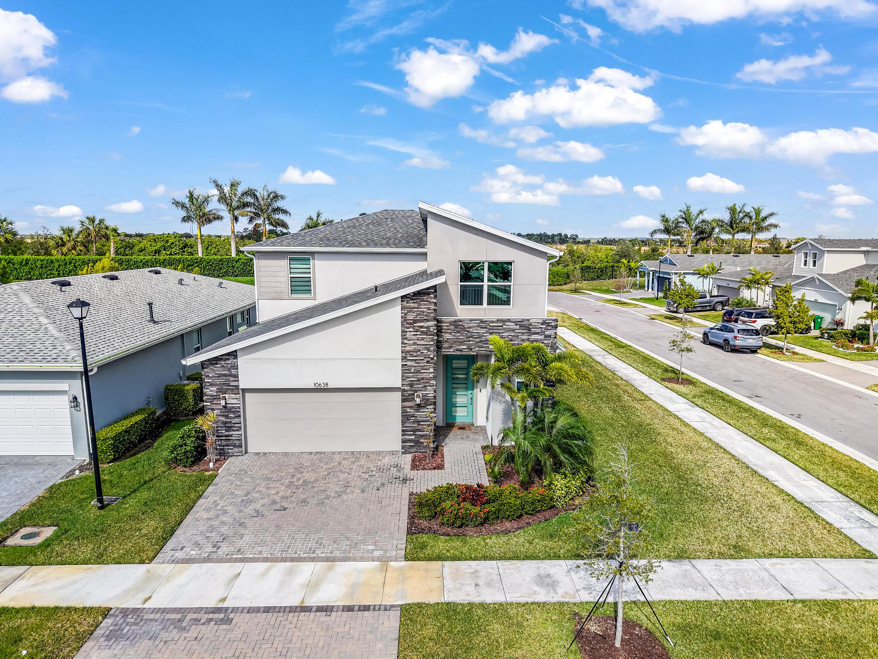 10638 SW Hensley Street, Port St. Lucie, FL 34987, Port St. Lucie