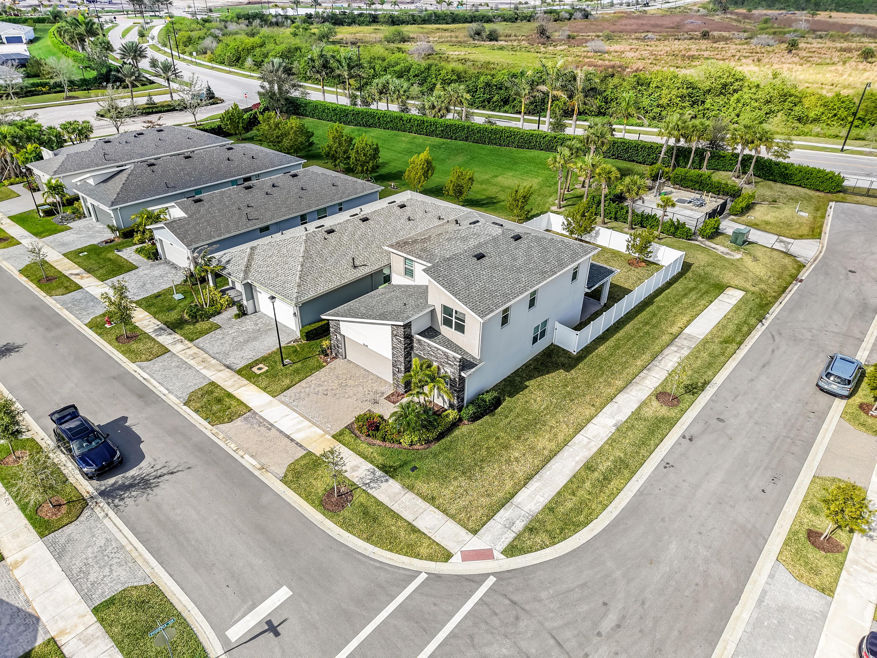 10638 SW Hensley Street, Port St. Lucie, FL 34987, Port St. Lucie - Photo 4