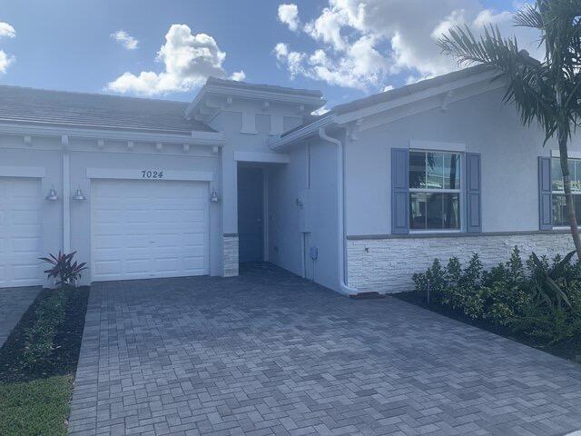7024 Peters Lane, Delray Beach, FL 33446, Delray Beach - Photo 2
