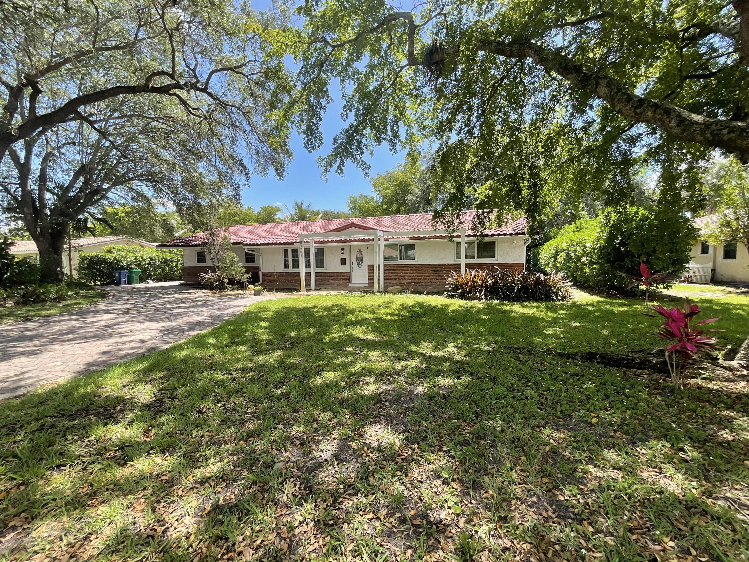 3205 NW 87th Avenue, Coral Springs, FL 33065, Coral Springs