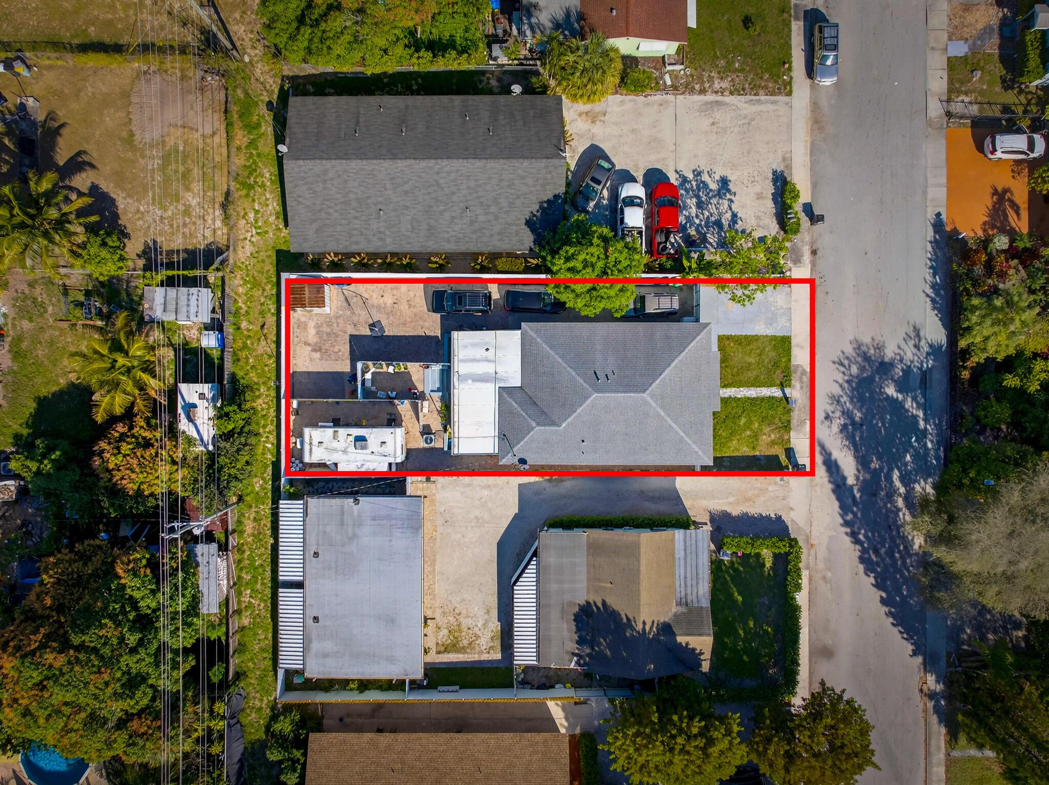 623 S Pine Street, Lake Worth Beach, FL 33460, Lake Worth Beach - Photo 2