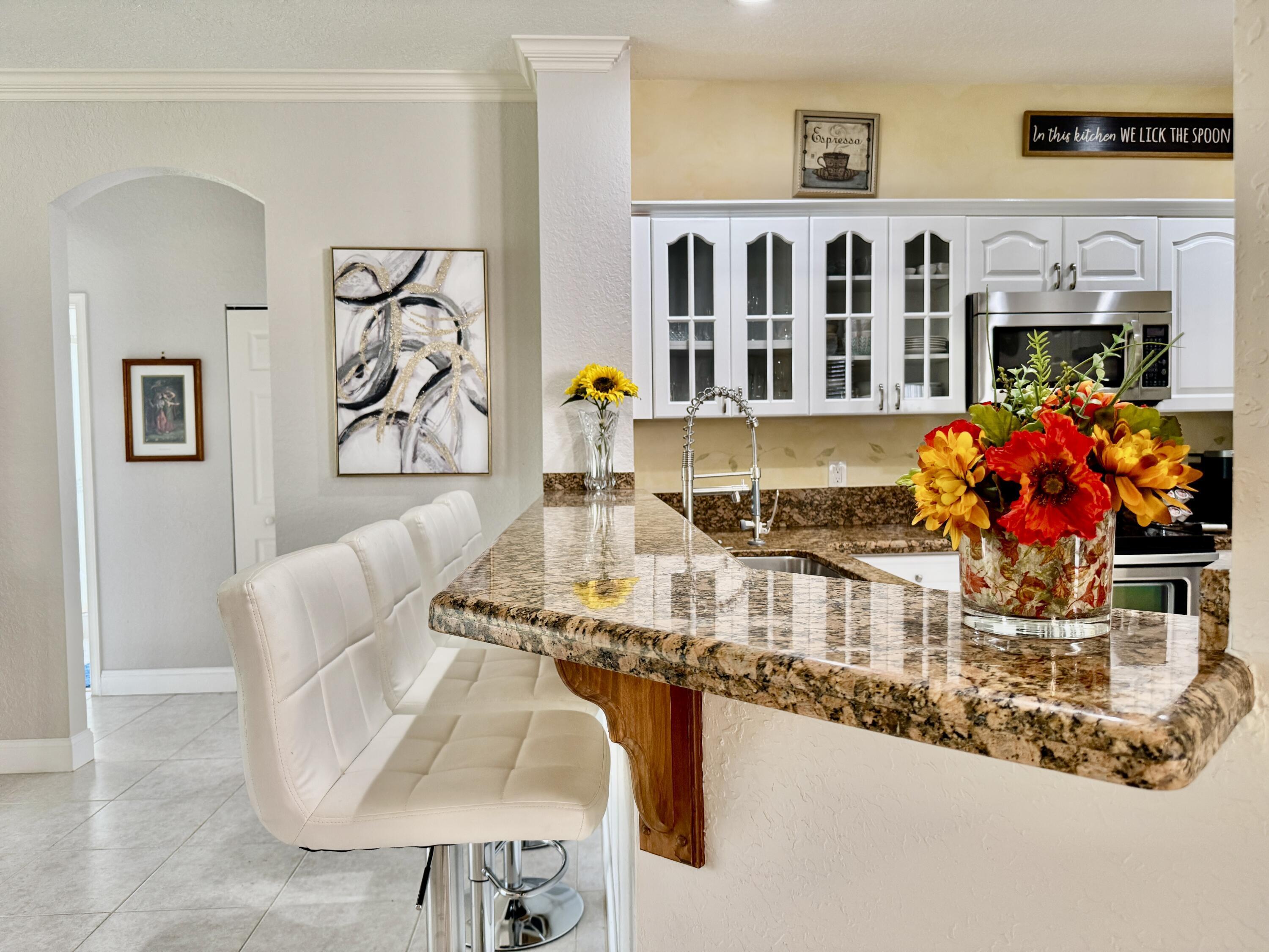 8082 Aberdeen Drive 102, Boynton Beach, FL 33472, Boynton Beach - Photo 5