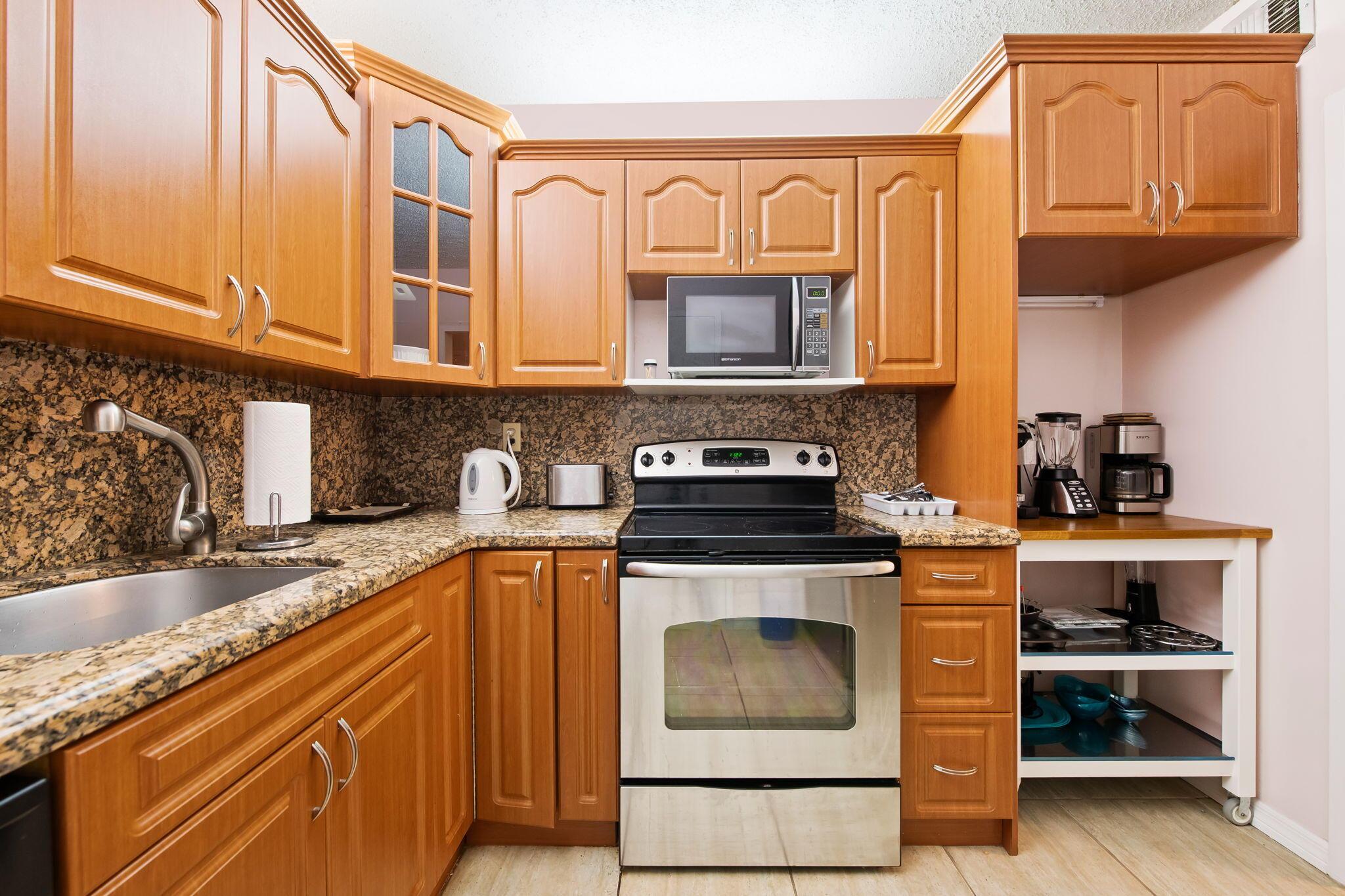 3725 S Ocean Drive 420, Hollywood, FL 33019, Hollywood - Photo 5