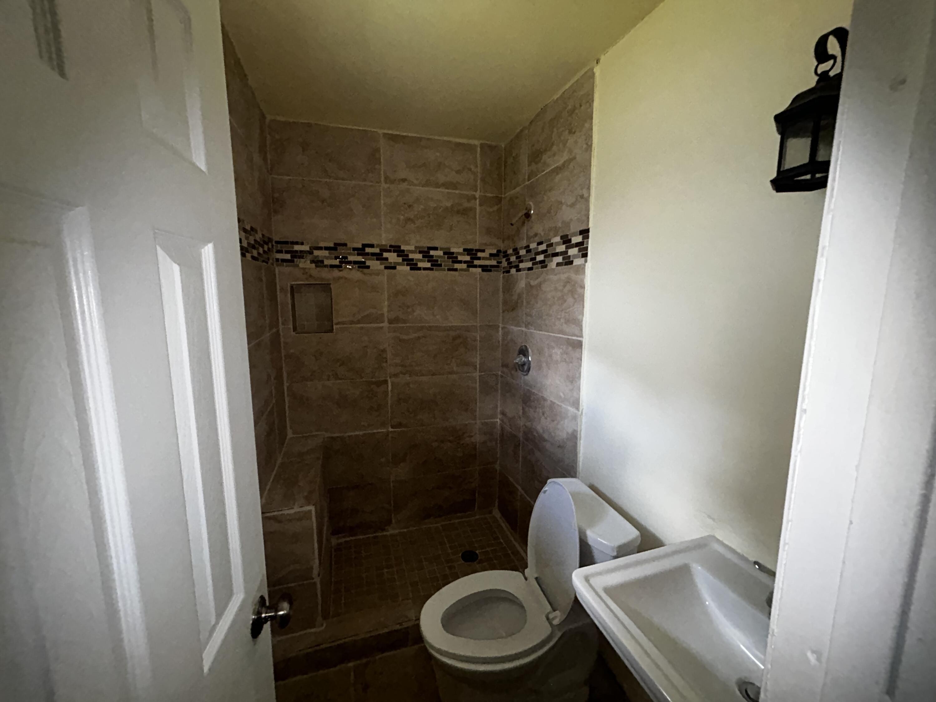 2691 NW 8th Street, Pompano Beach, FL 33069, Pompano Beach - Photo 4