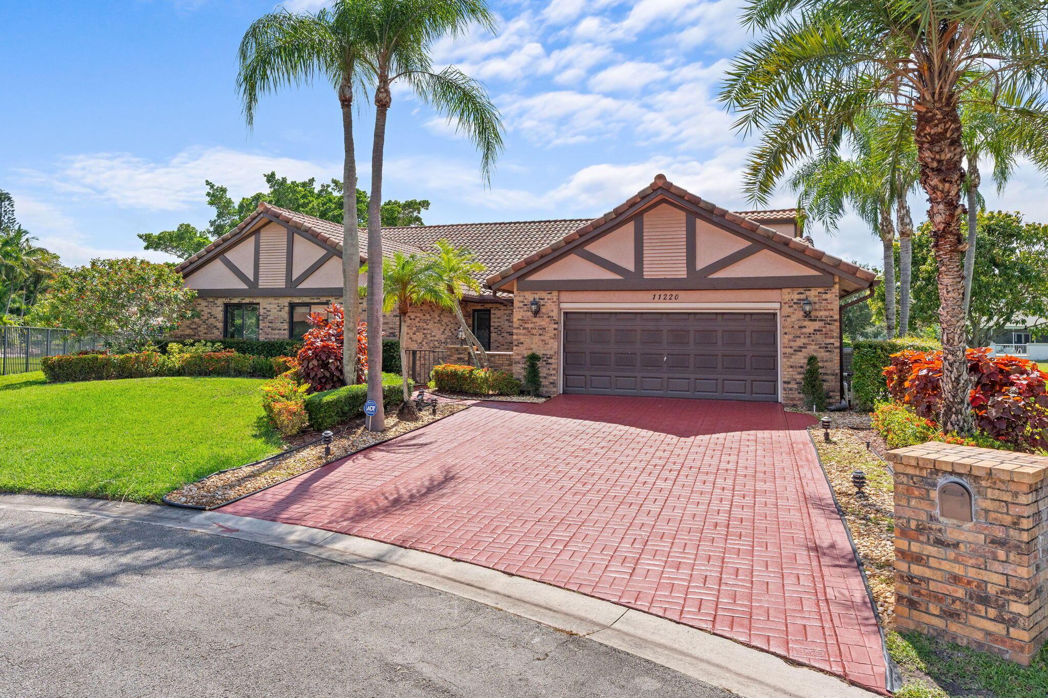 11220 NW 2nd Manor, Coral Springs, FL 33071, Coral Springs - Photo 2