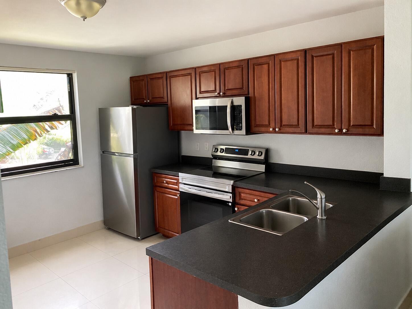 10131 W Sunrise Boulevard 206, Plantation, FL 33322, Plantation - Photo 4