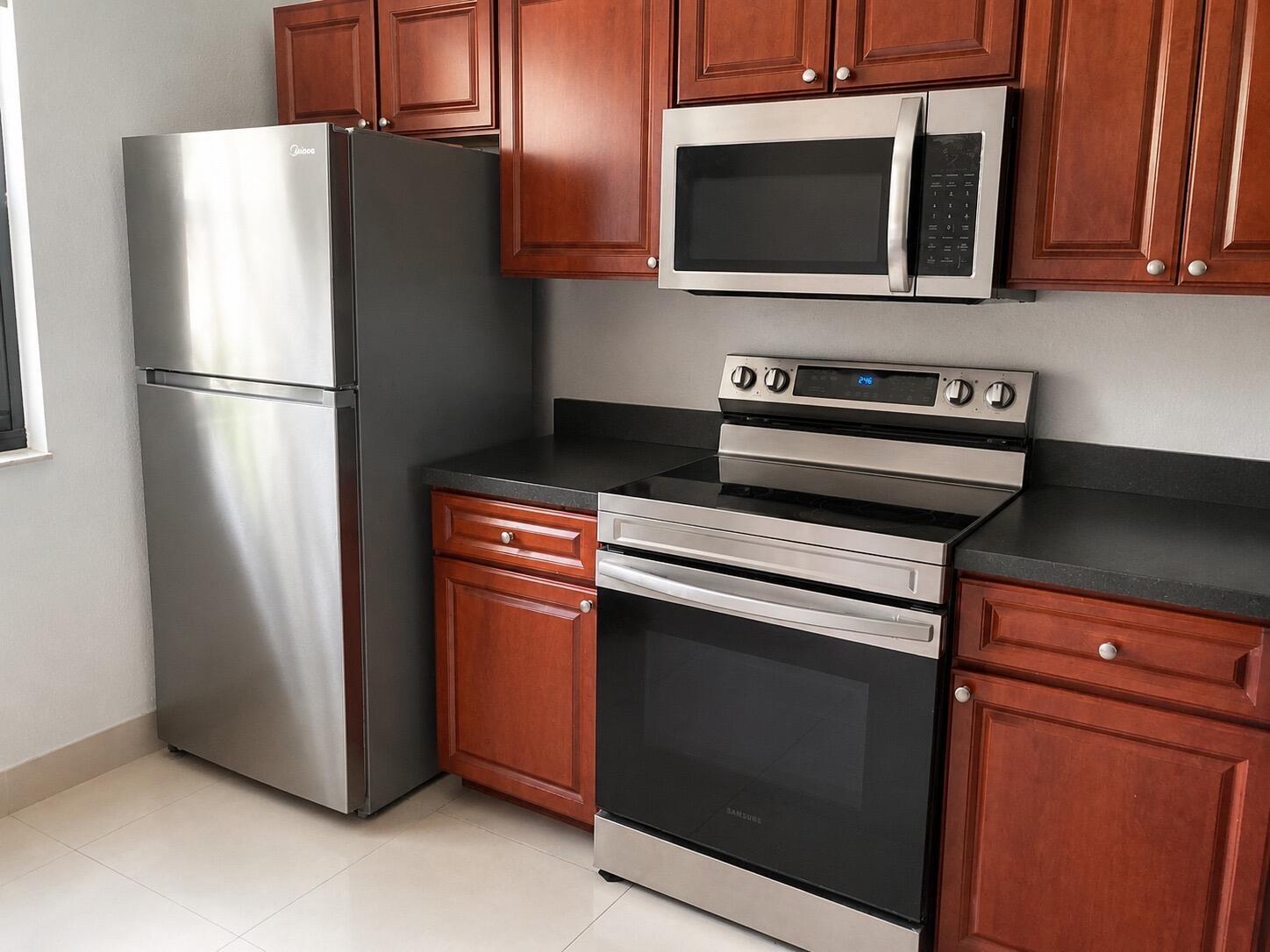 10131 W Sunrise Boulevard 206, Plantation, FL 33322, Plantation - Photo 2