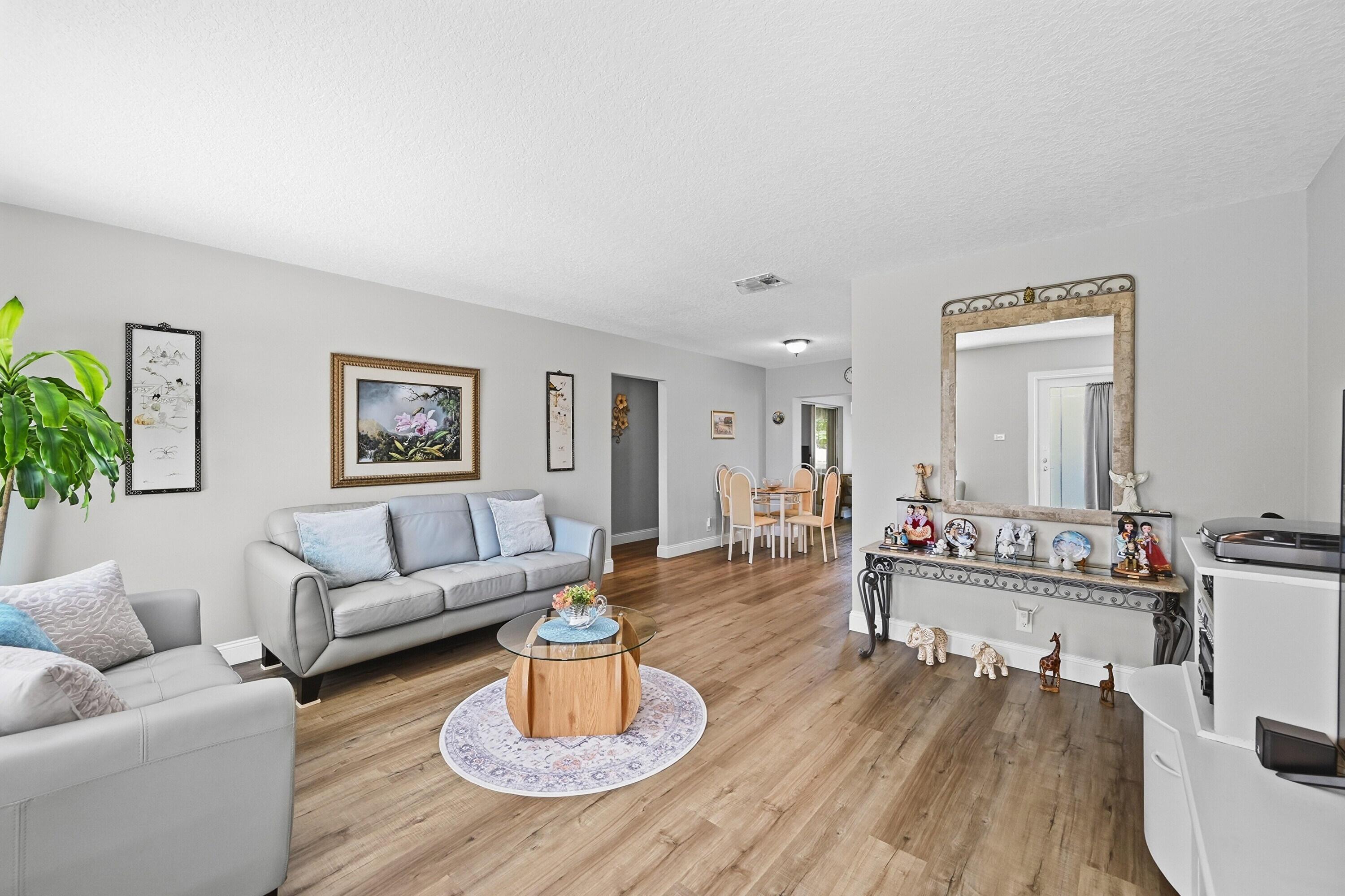 5711 NW 84th Terrace, Tamarac, FL 33321, Tamarac - Photo 3