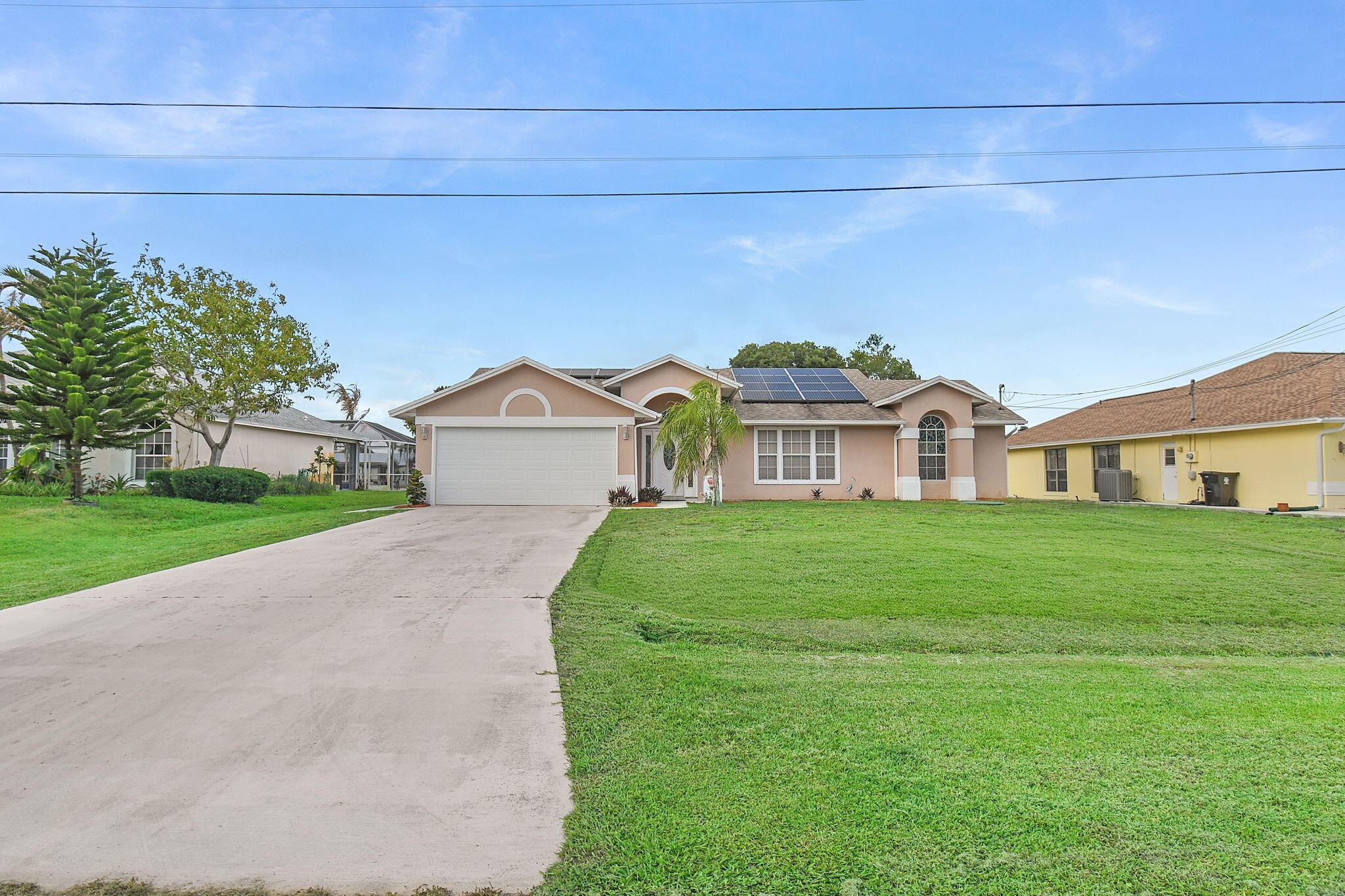 3087 SE Galt Circle, Port St. Lucie, FL 34984, Port St. Lucie - Photo 2