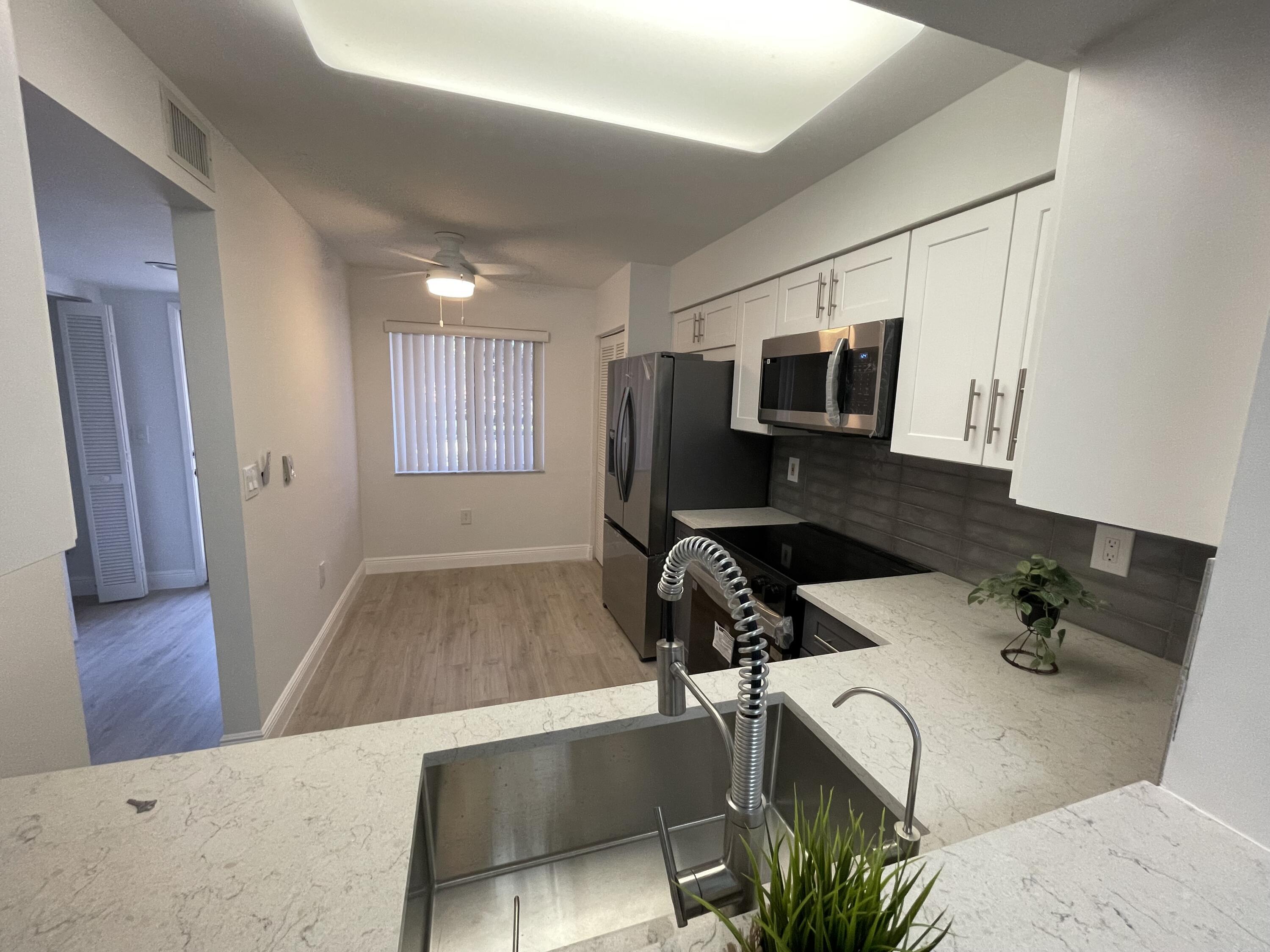 14111 Royal Vista Drive 202, Delray Beach, FL 33484, Delray Beach - Photo 2