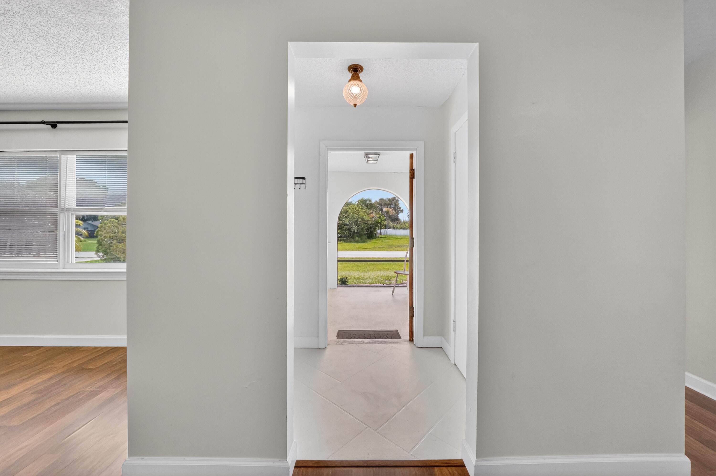 549 SE Marydale Terrace, Port St. Lucie, FL 34983, Port St. Lucie - Photo 5