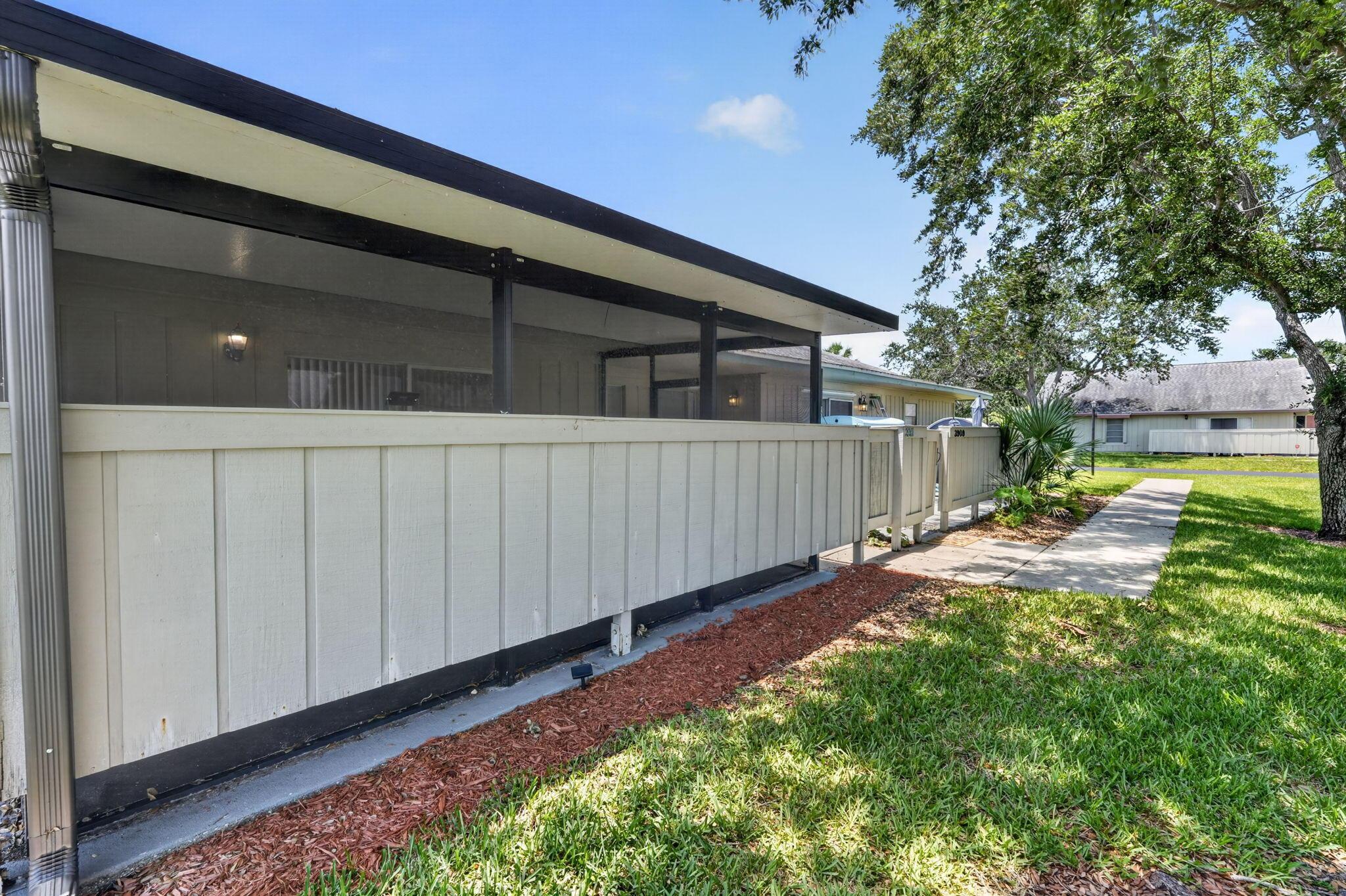 3911 NW Cinnamon Tree Circle, Jensen Beach, FL 34957, Jensen Beach - Photo 5