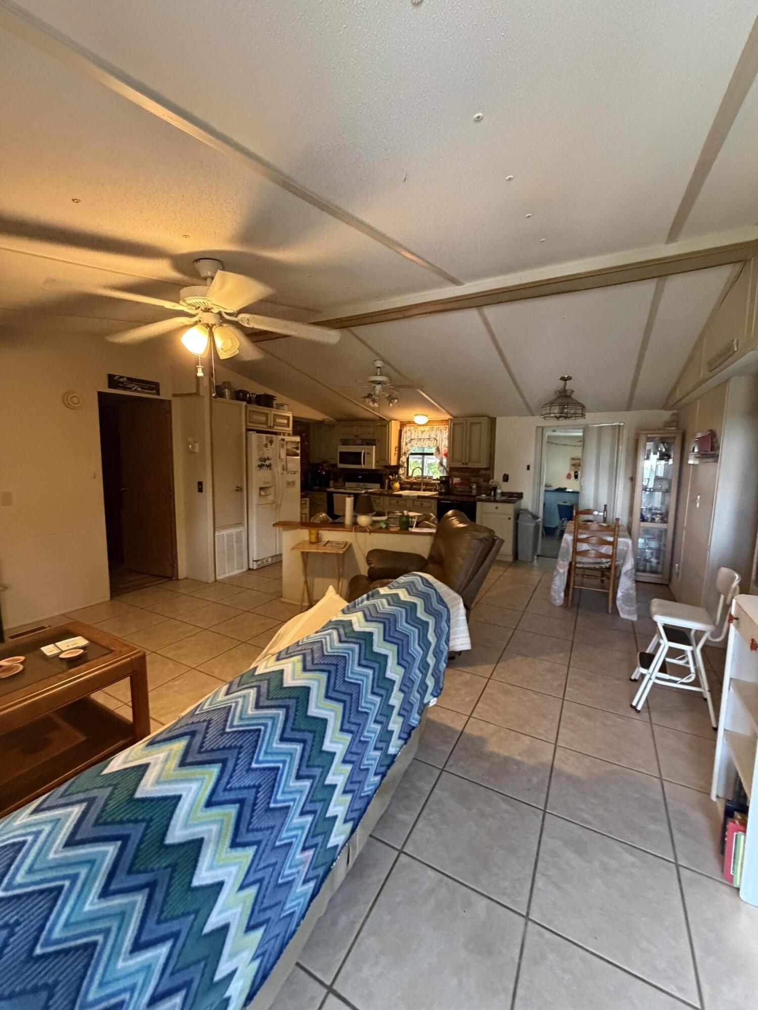4207 SE 27th Street, Okeechobee, FL 34974, Okeechobee - Photo 3