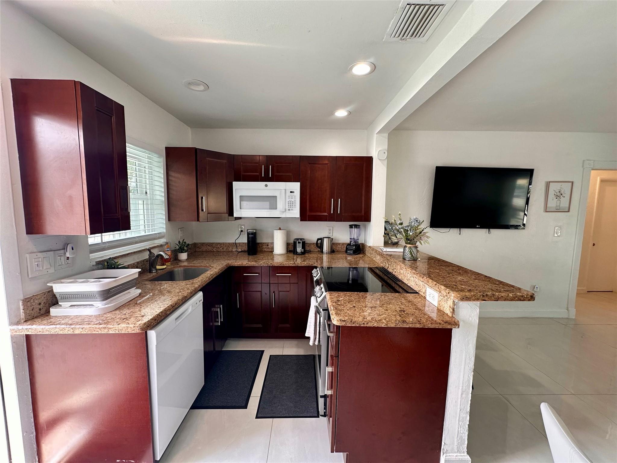 5411 NE 22nd Terrace, Fort Lauderdale, FL 33308, Fort Lauderdale - Photo 5