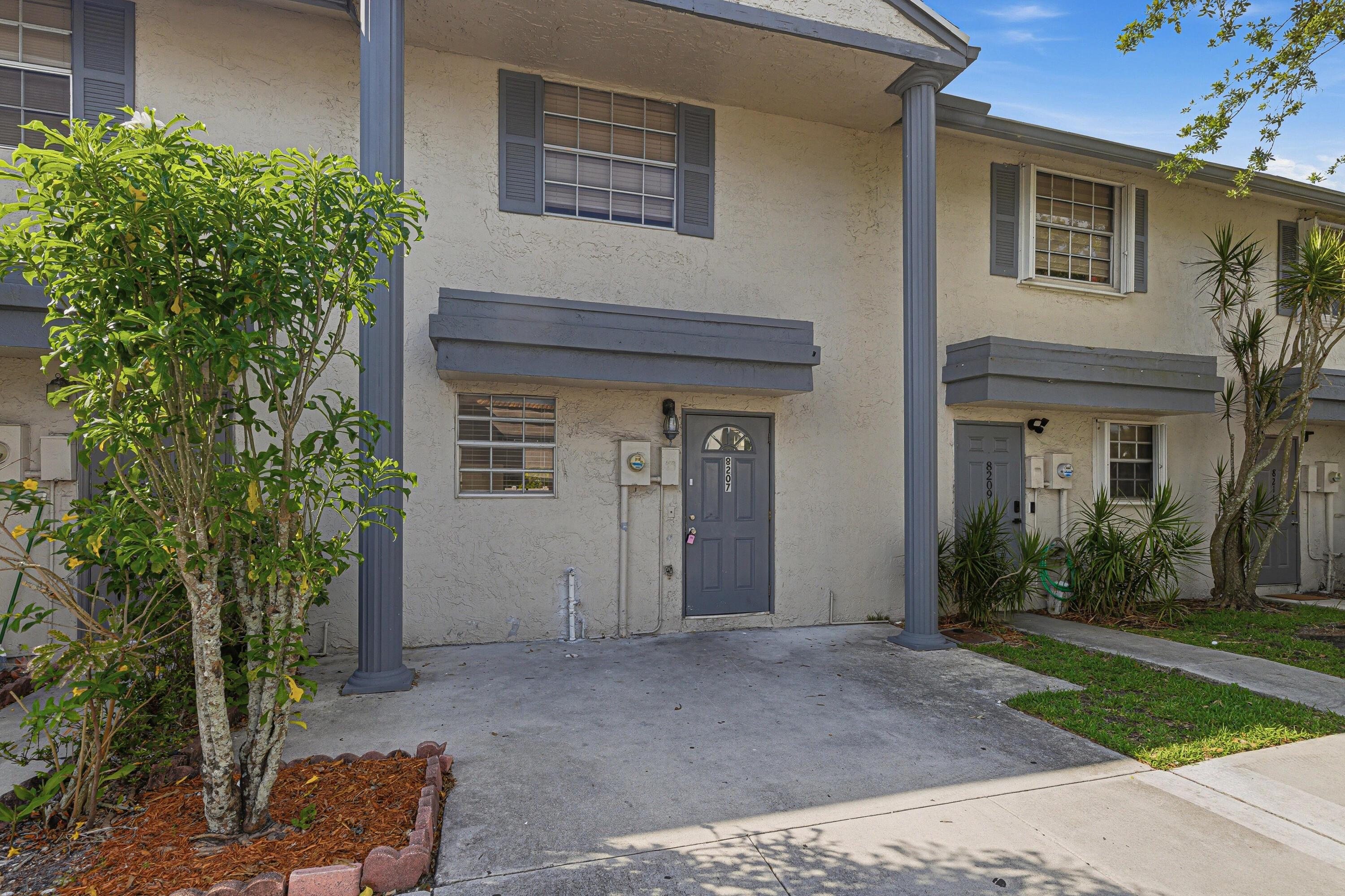 8207 Fairway Road 8207, Sunrise, FL 33351, Sunrise - Photo 3