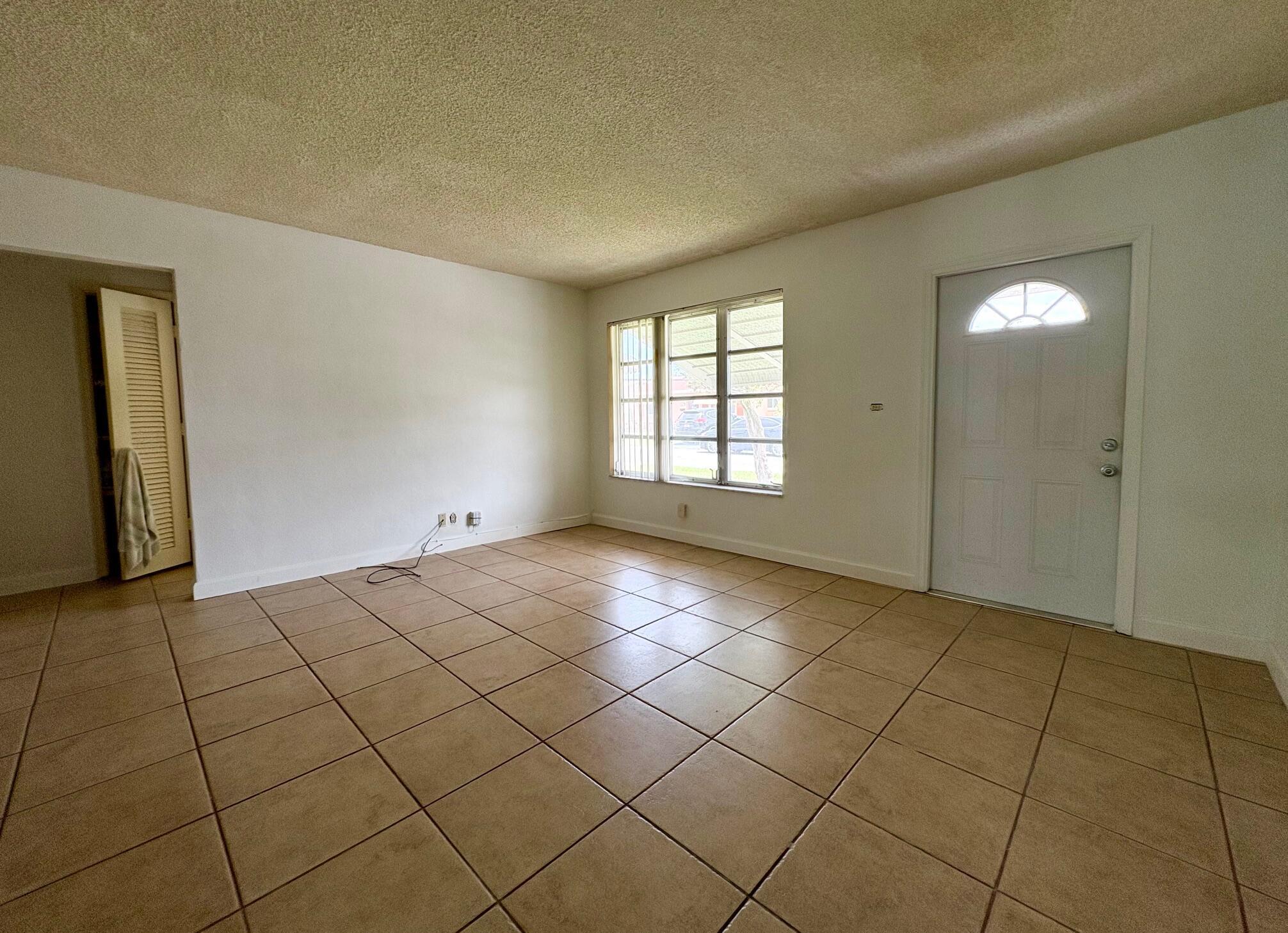 4603 NW 49th Street, Tamarac, FL 33319, Tamarac - Photo 4