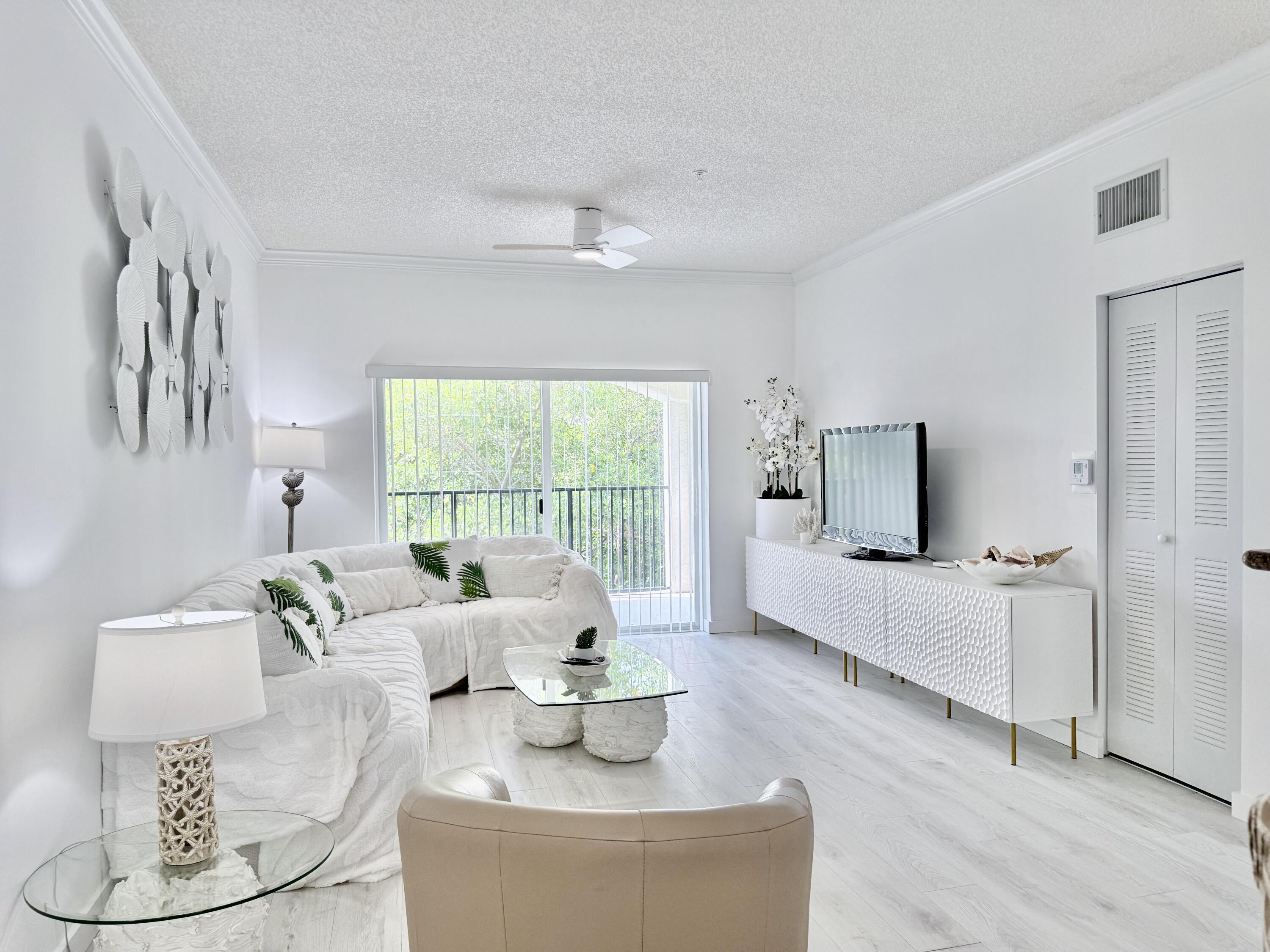 4404 Tuscany Way 4404, Boynton Beach, FL 33435, Boynton Beach - Photo 2