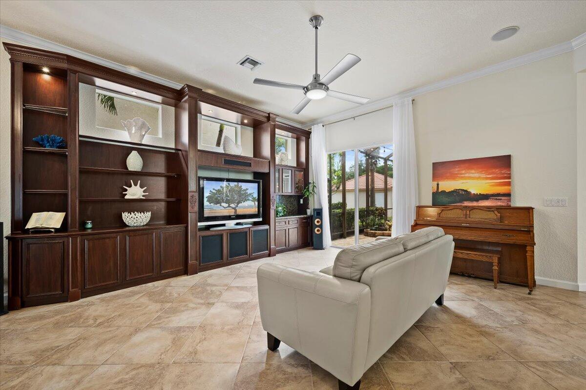 8203 Calterra Drive, Palm Beach Gardens, FL 33418, Palm Beach Gardens - Photo 3