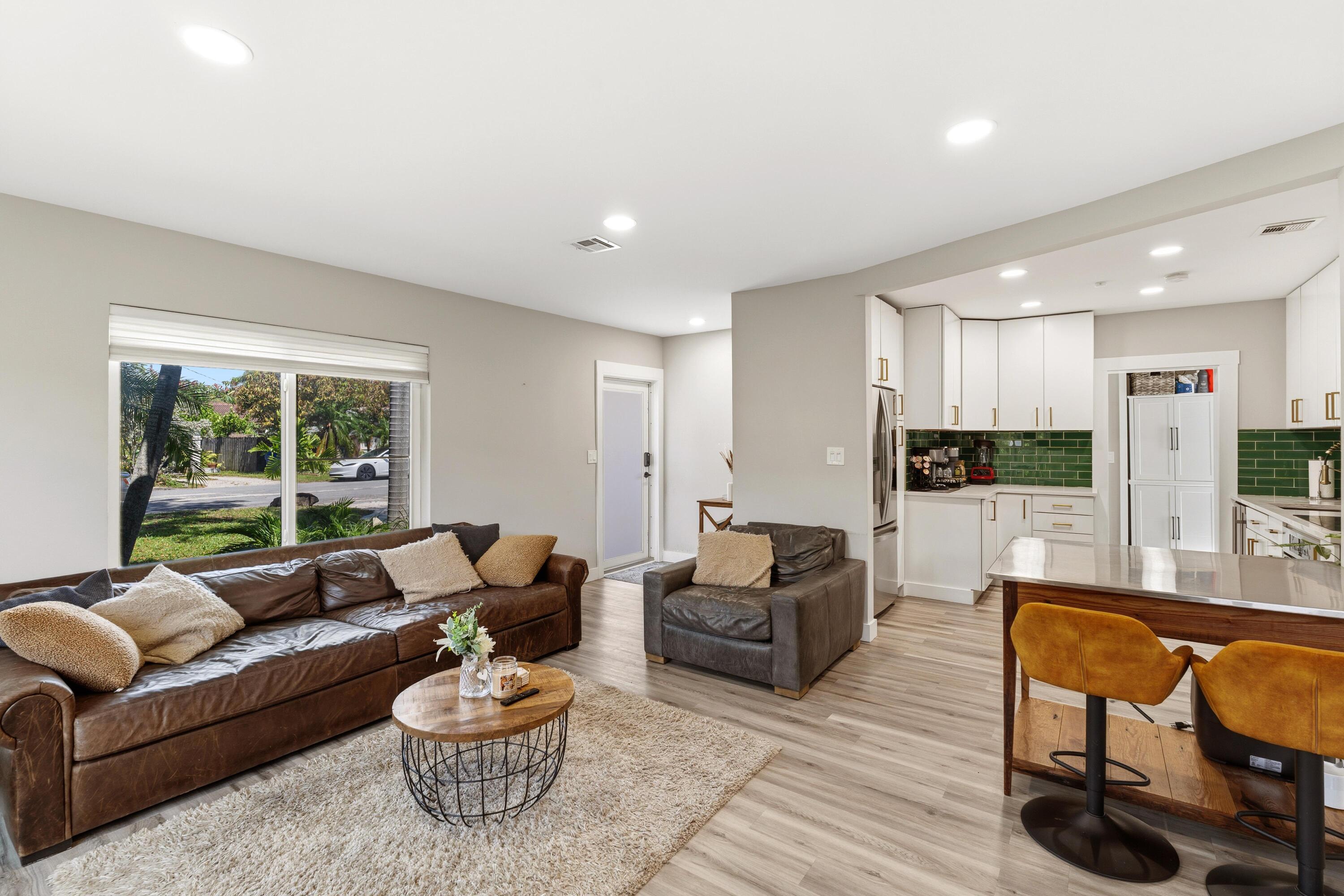 1636 NE 17th Terrace, Fort Lauderdale, FL 33305, Fort Lauderdale - Photo 5