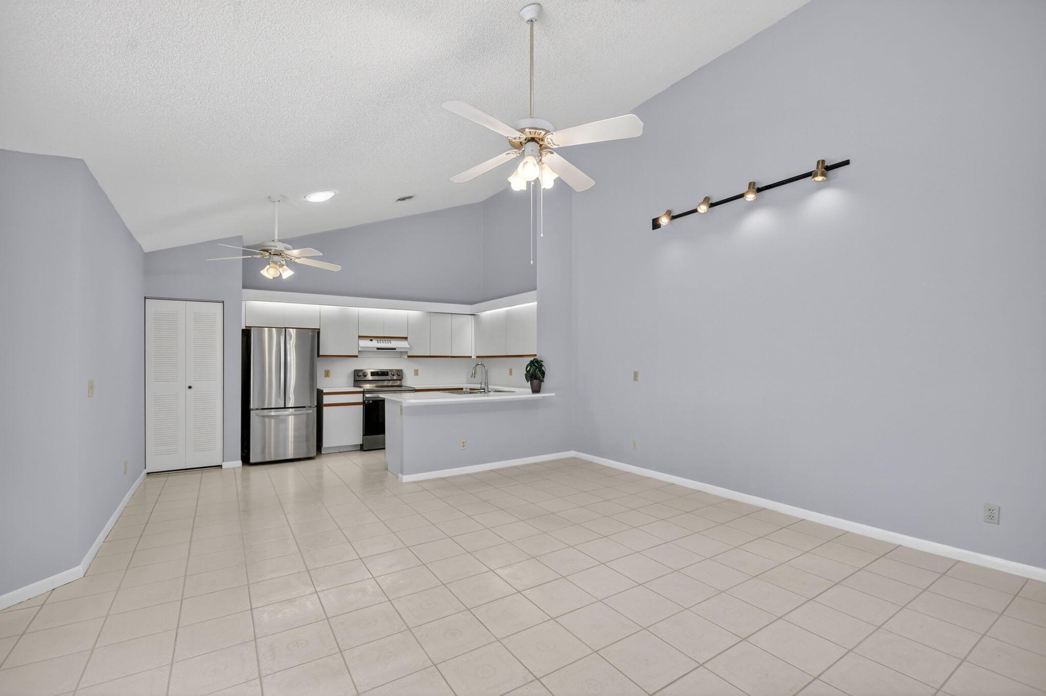 1604 Timberlane Circle, Greenacres, FL 33463, Greenacres - Photo 3