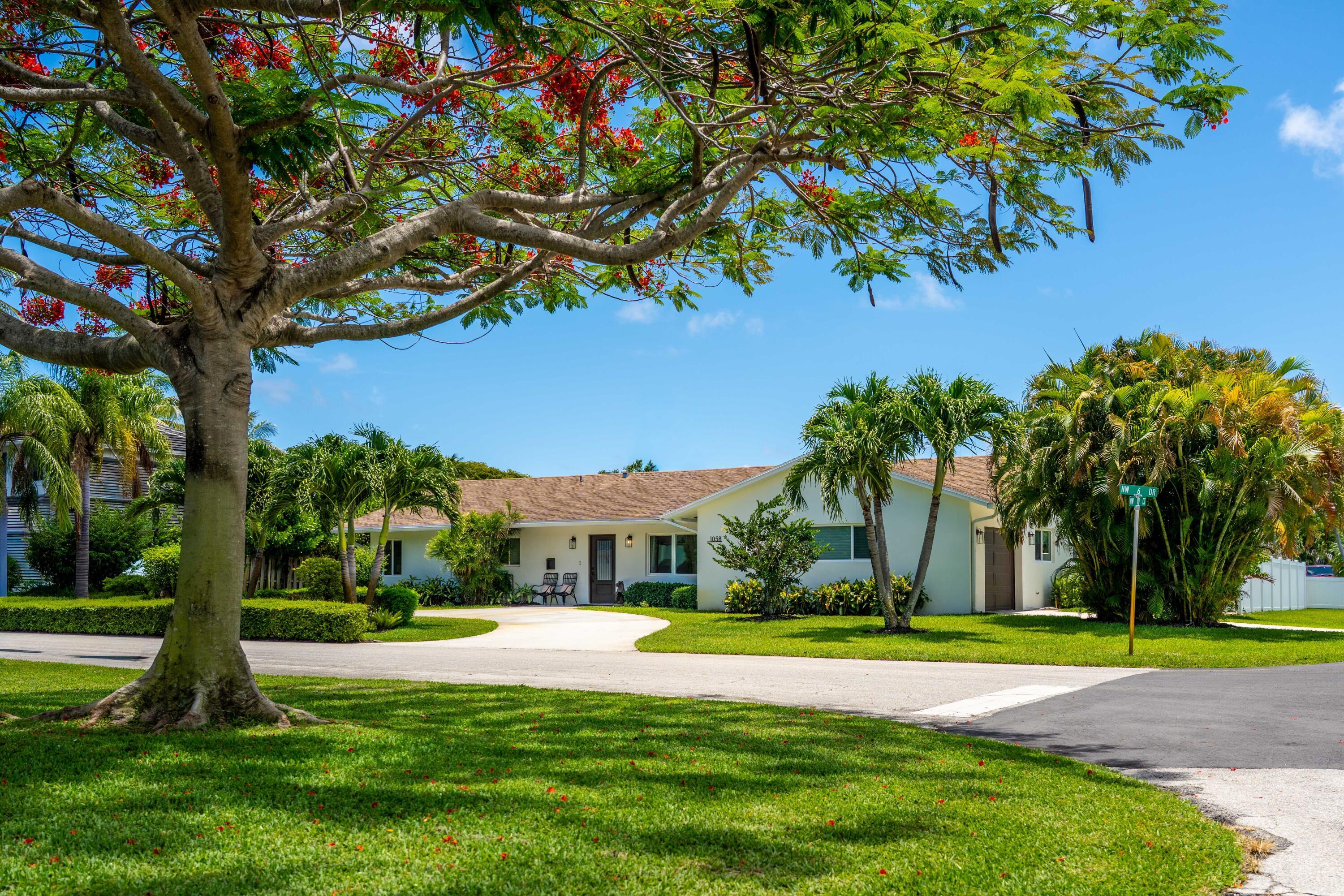 1058 NW 6th Drive, Boca Raton, FL 33486, Boca Raton - Photo 3