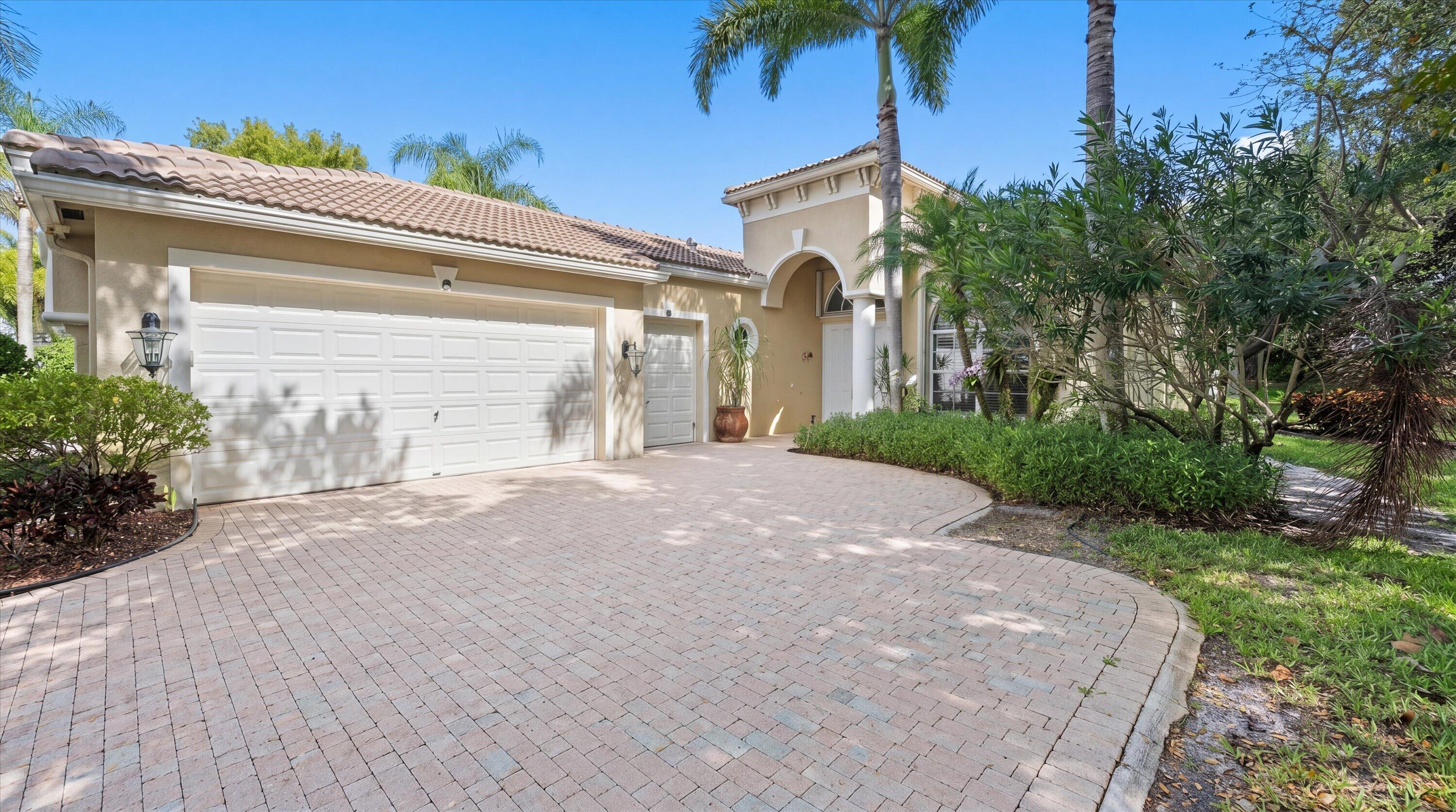 10689 Northgreen Drive, Lake Worth, FL 33449, Lake Worth - Photo 3
