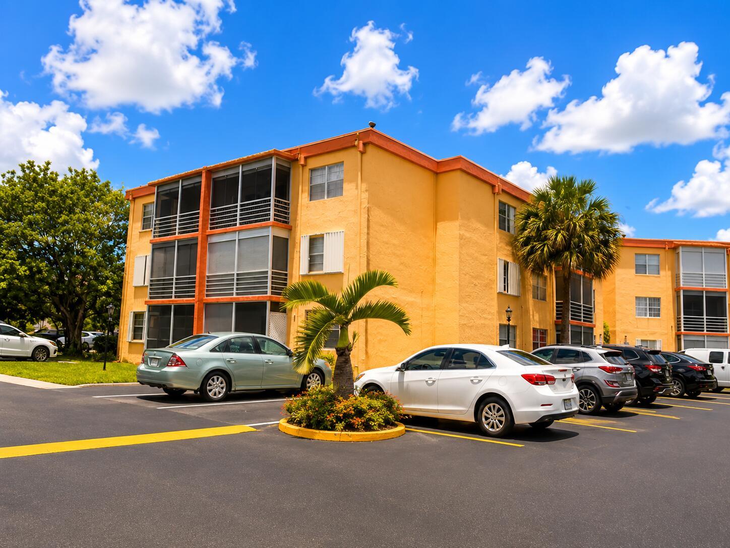 4314 NW 9th Avenue 4-2b, Deerfield Beach, FL 33064, Deerfield Beach - Photo 2