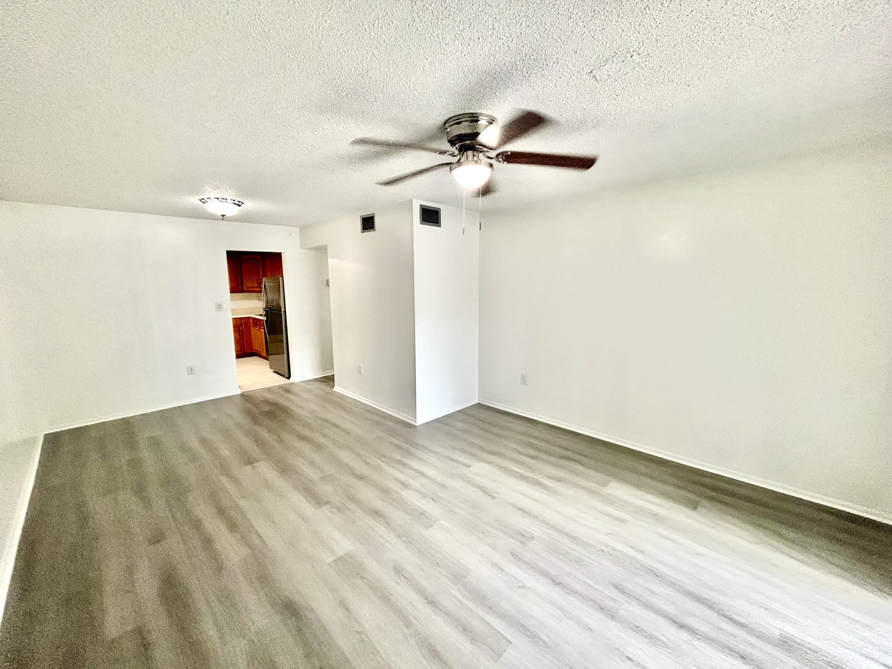4314 NW 9th Avenue 4-2b, Deerfield Beach, FL 33064, Deerfield Beach - Photo 5