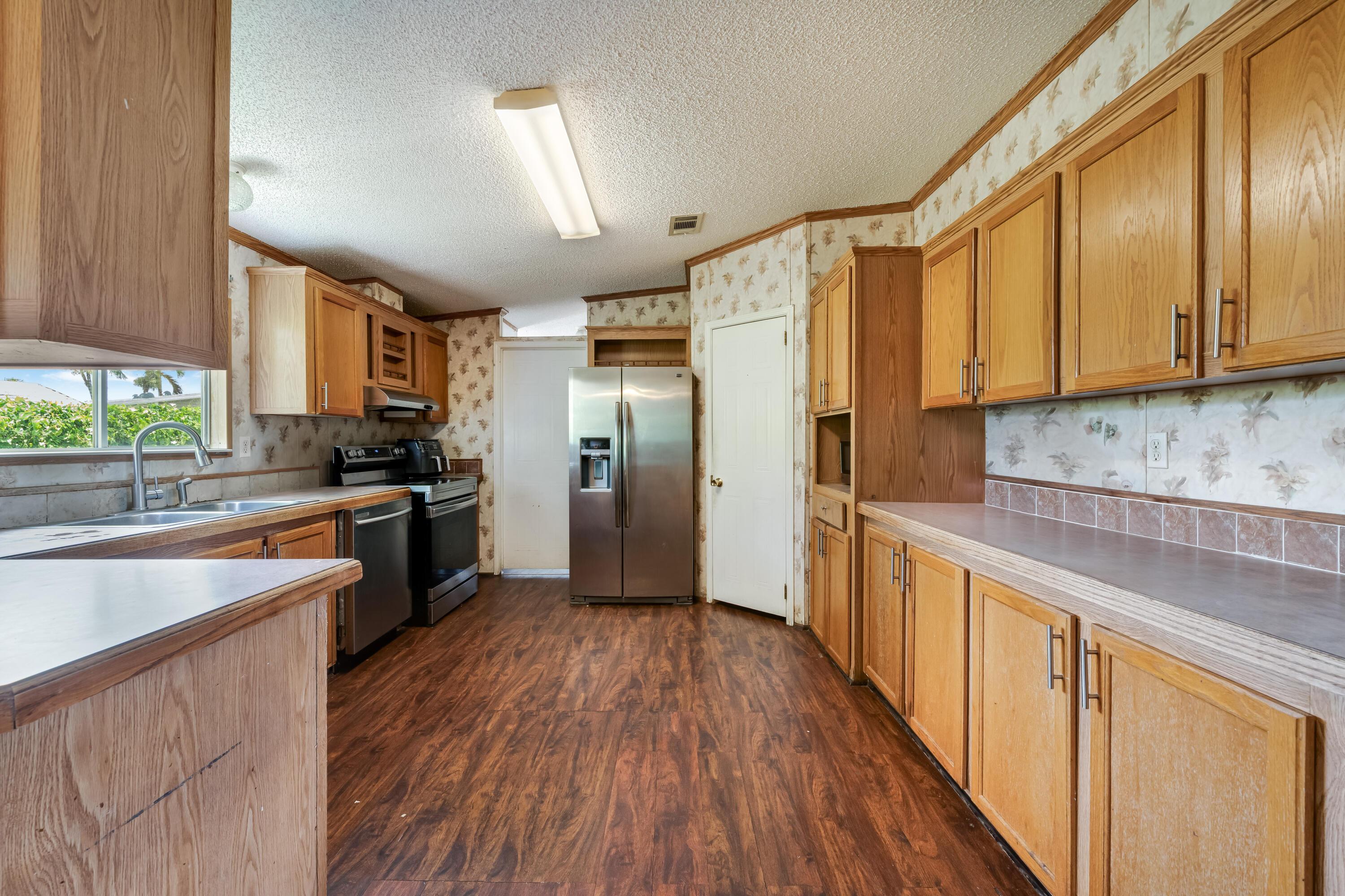 220 NE 12th Avenue 44, Homestead, FL 33030, Homestead - Photo 4