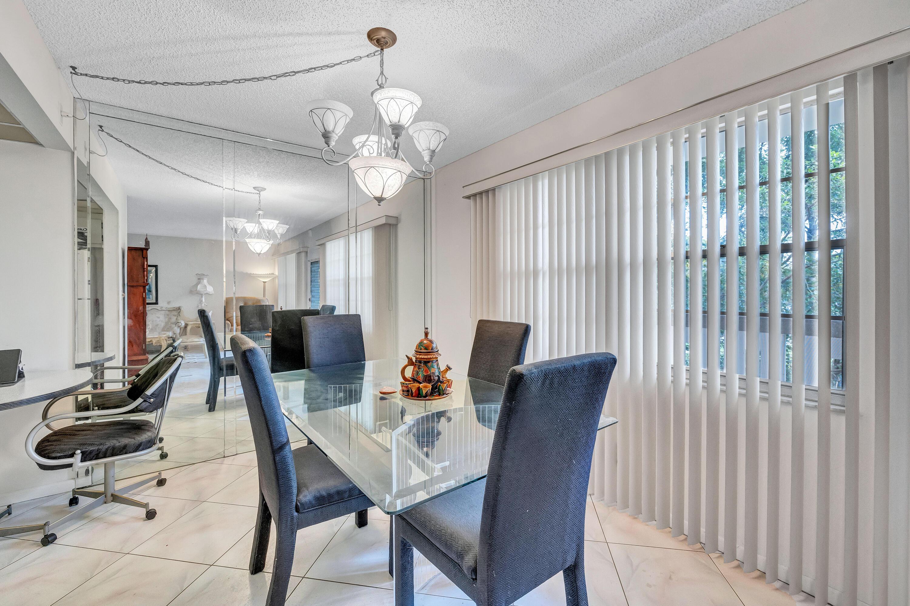 1902 Bermuda Circle L2, Coconut Creek, FL 33066, Coconut Creek - Photo 4