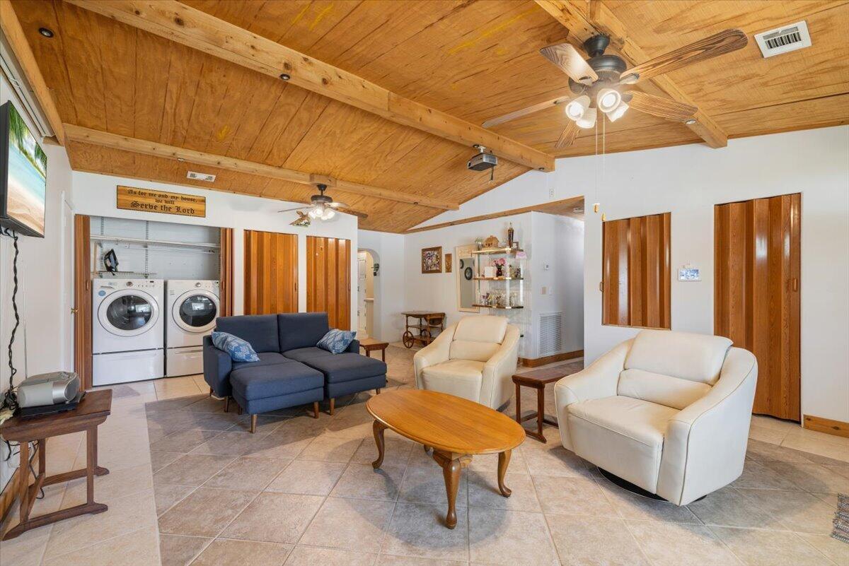 1735 40th Avenue, Vero Beach, FL 32960, Vero Beach - Photo 4
