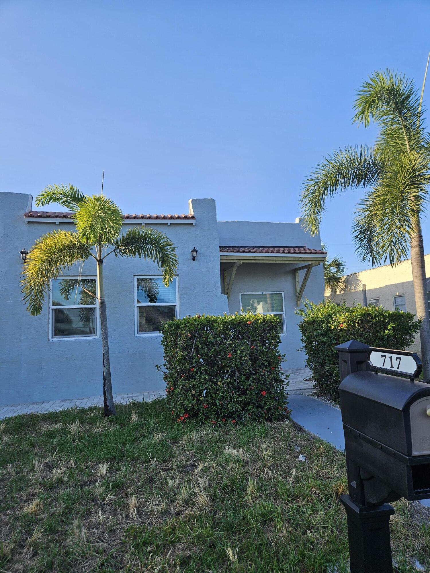 717 Selkirk Street, West Palm Beach, FL 33405, West Palm Beach - Photo 5