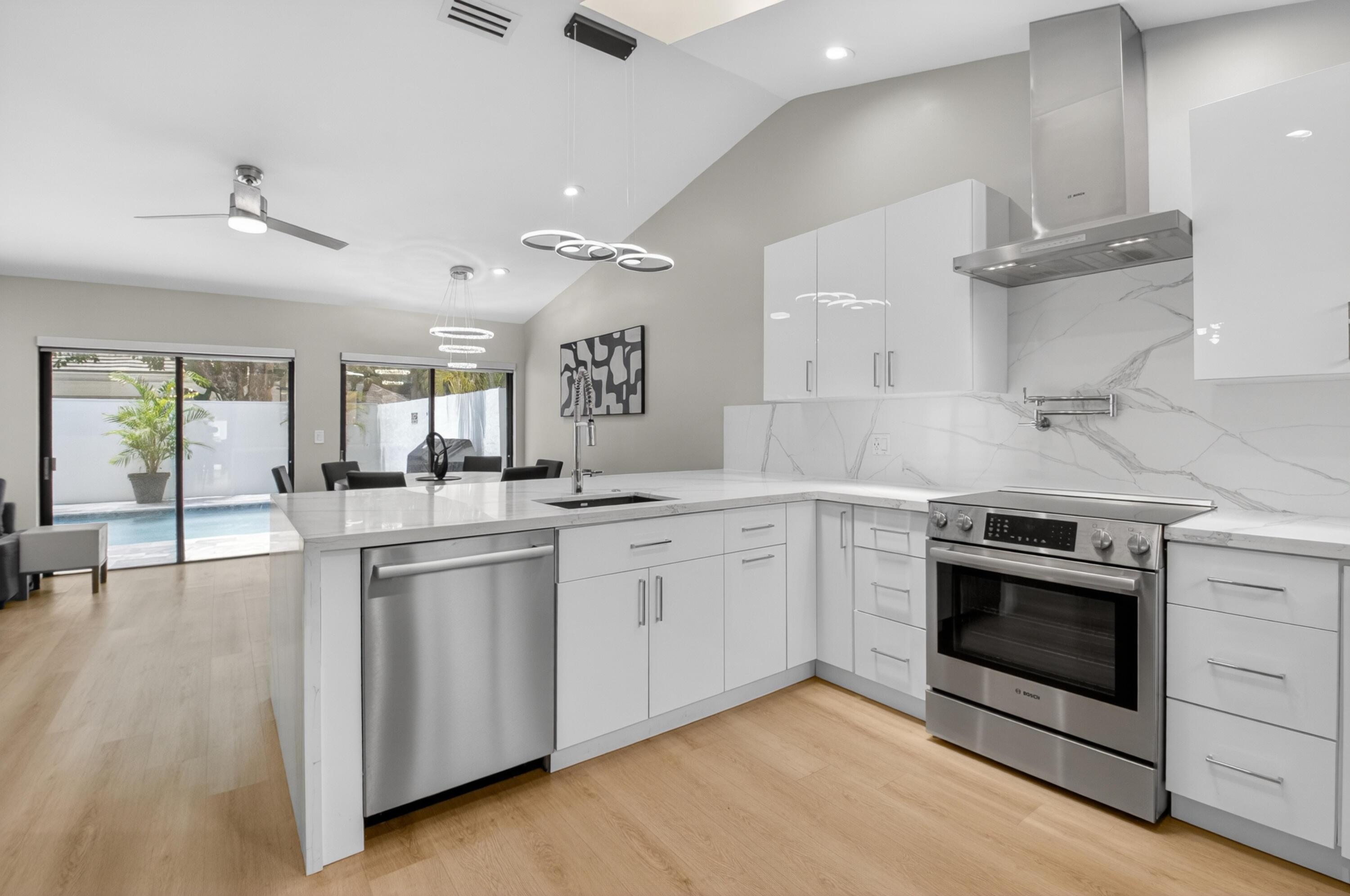 7374 Woodmont Court, Boca Raton, FL 33434, Boca Raton - Photo 4