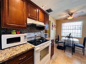 3099 NW 48th Avenue 253, Lauderdale Lakes, FL 33313, Lauderdale Lakes - Photo 4