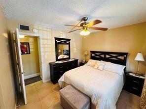 3099 NW 48th Avenue 253, Lauderdale Lakes, FL 33313, Lauderdale Lakes - Photo 5