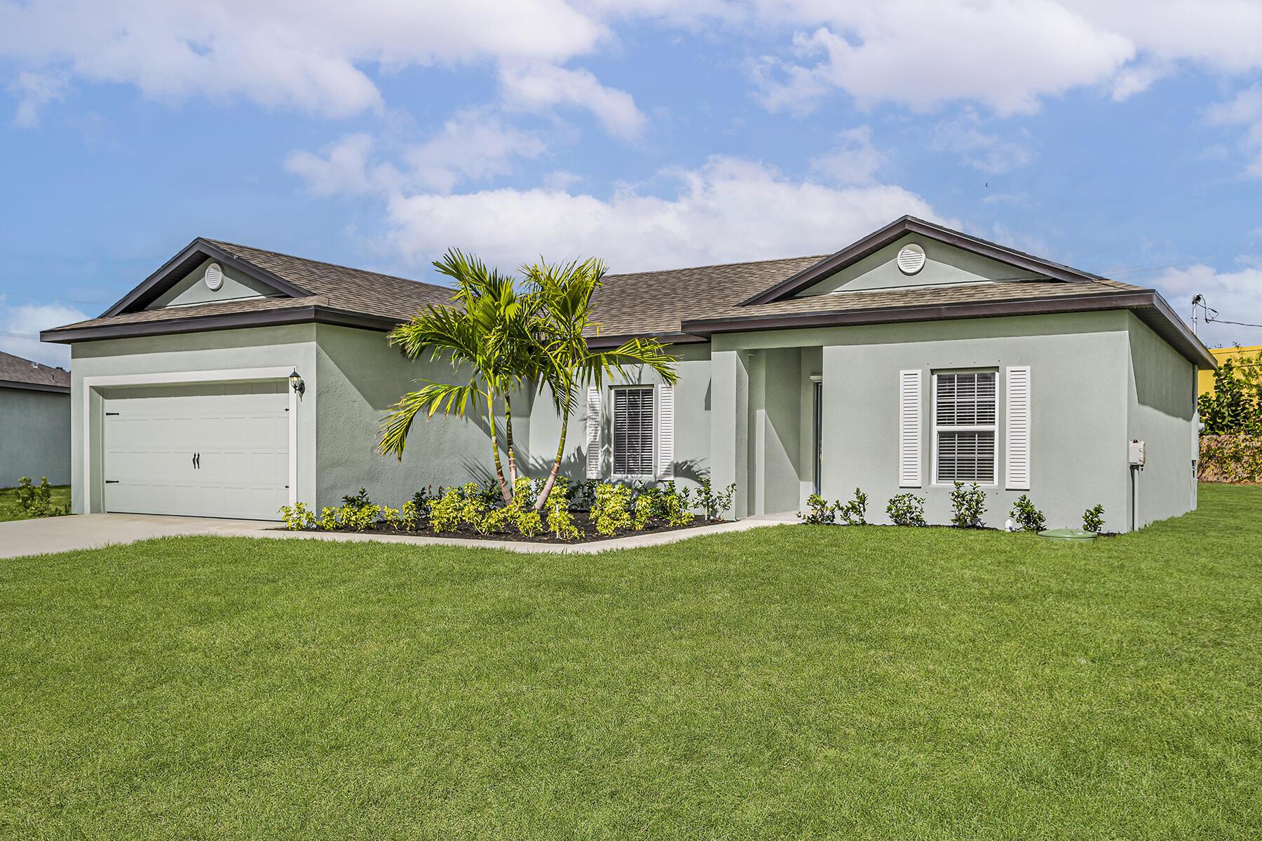 9375 103rd Avenue, Vero Beach, FL 32967, Vero Beach - Photo 2