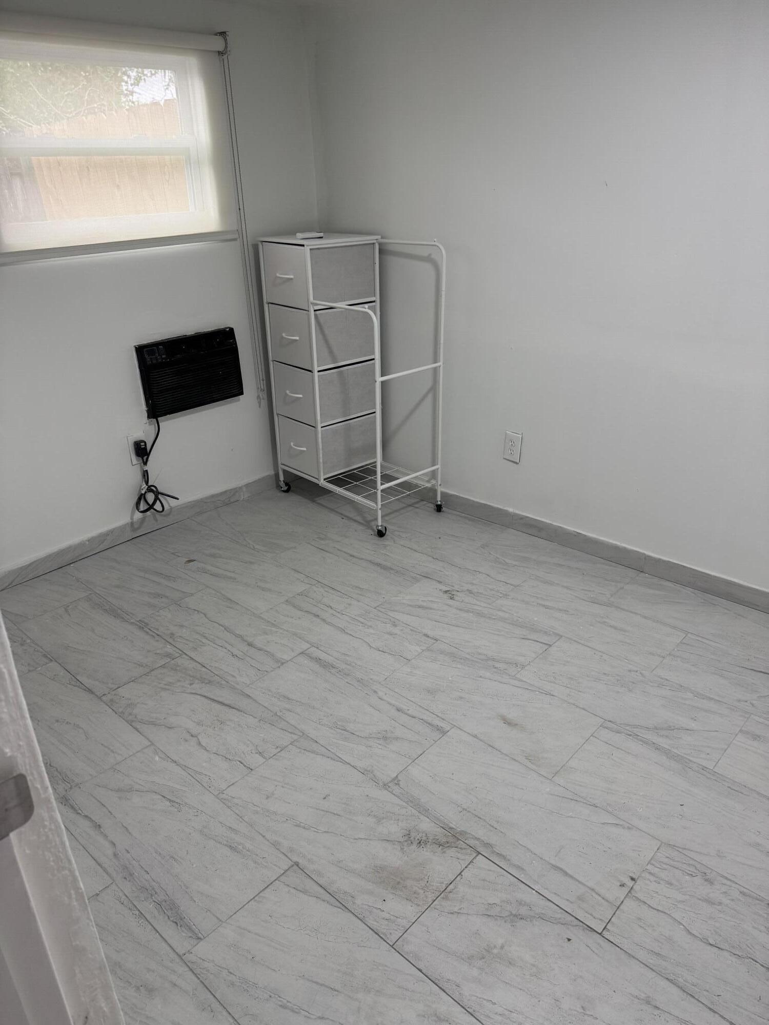 6963 SW 19th Street N, North Lauderdale, FL 33068, North Lauderdale - Photo 3