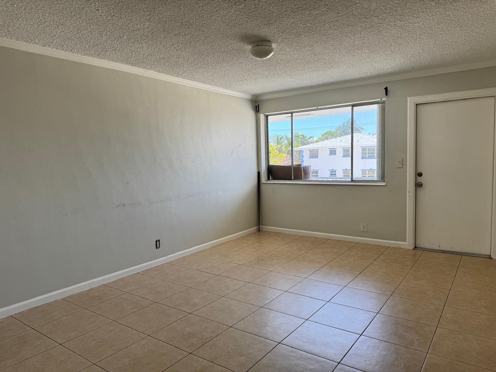 2175 NE 56th Street 204, Fort Lauderdale, FL 33308, Fort Lauderdale - Photo 5