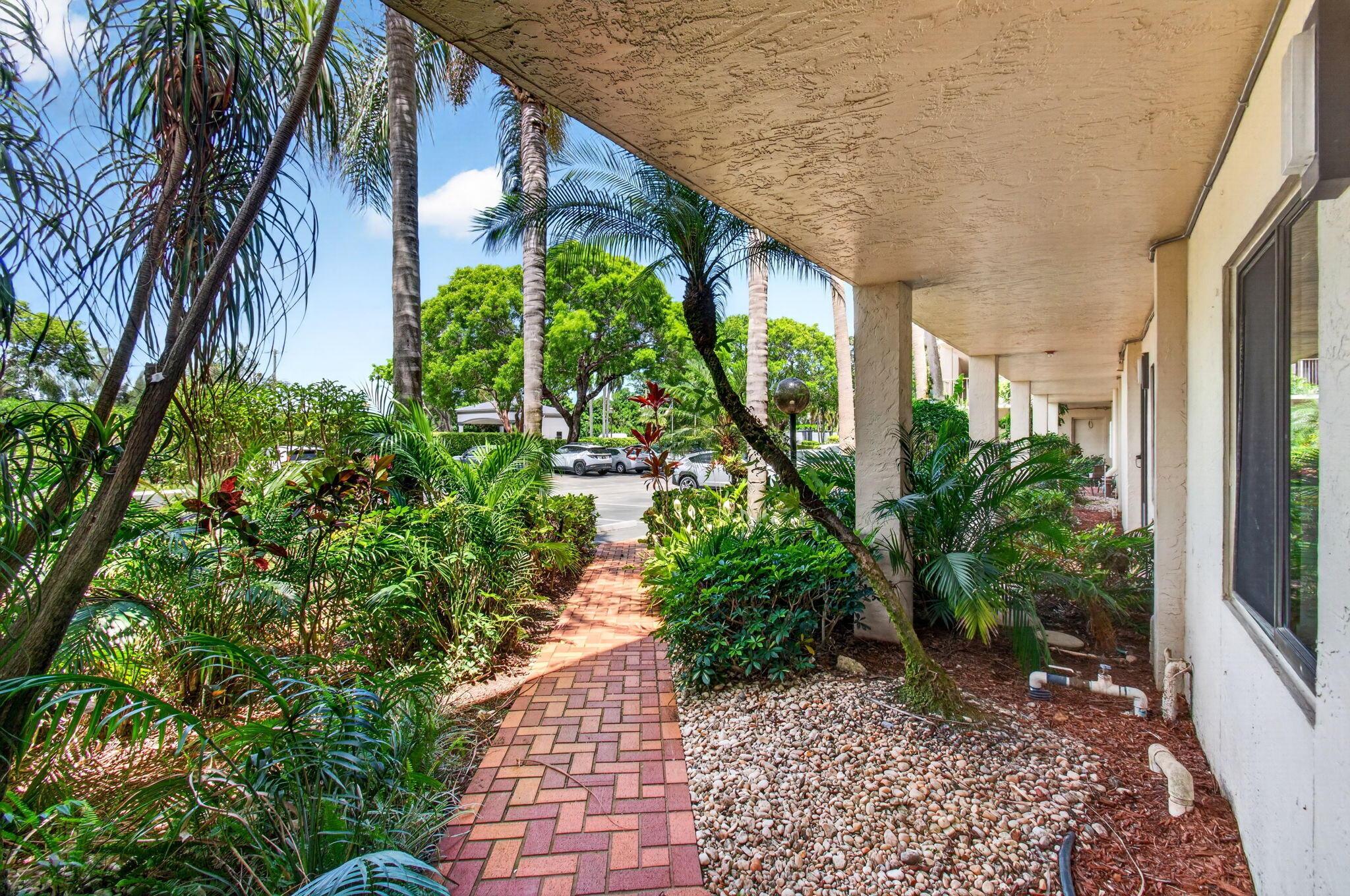 6655 Kensington Lane, Delray Beach, FL 33446, Delray Beach - Photo 5