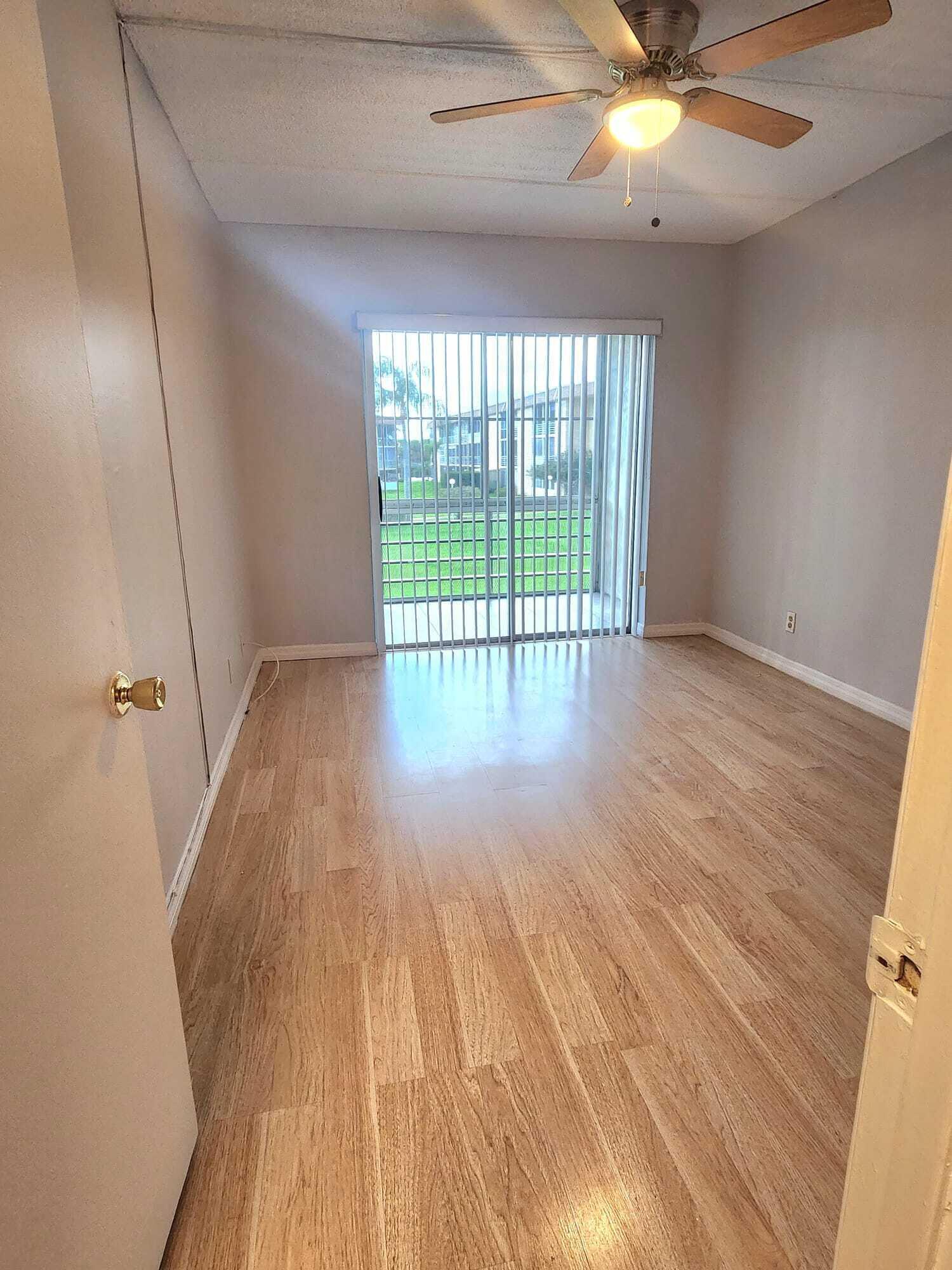 100 Village Green Circle E B212, Palm Springs, FL 33461, Palm Springs - Photo 3