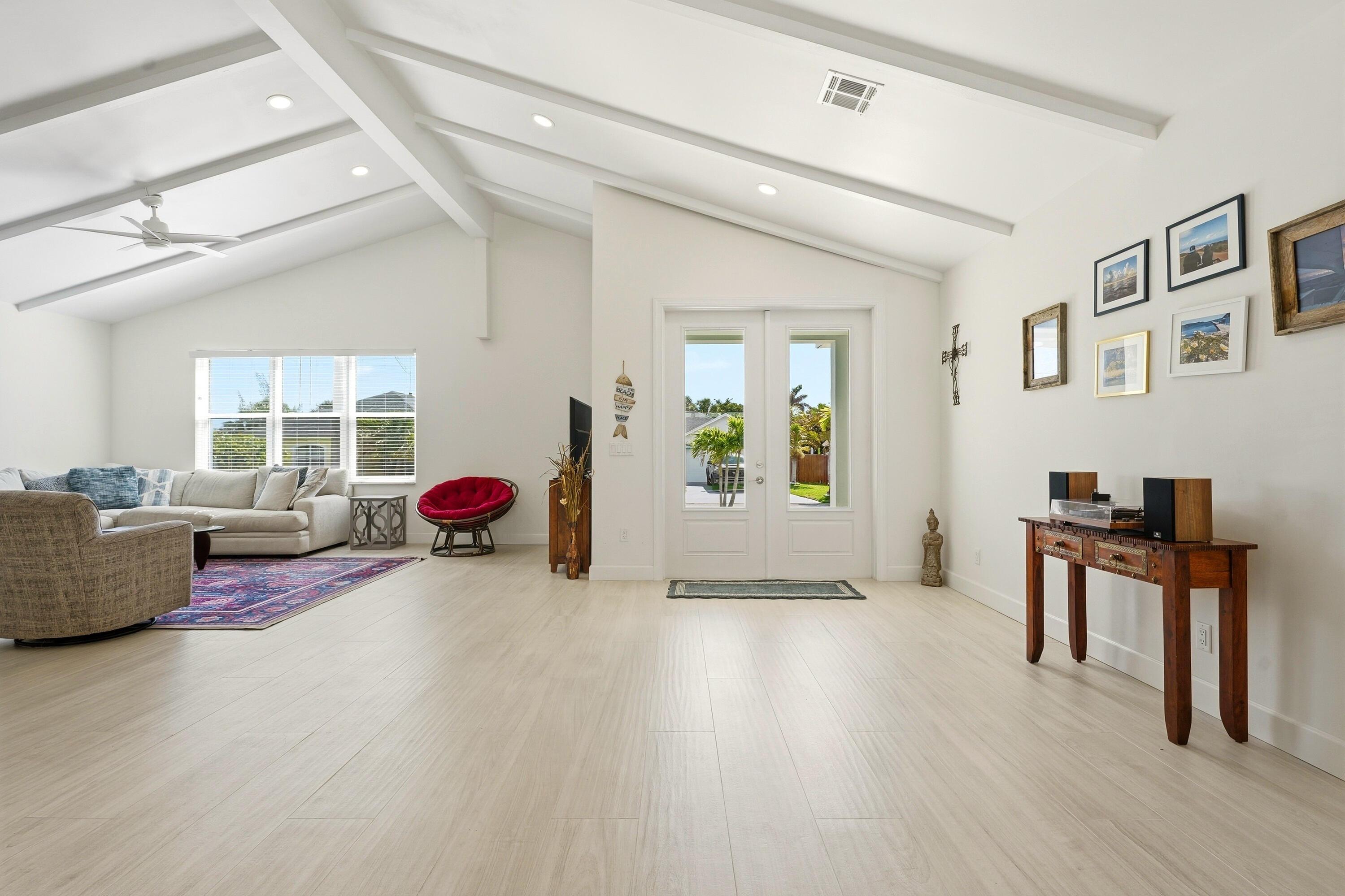 1123 Granada, Hutchinson Island, FL 34949, Hutchinson Island - Photo 5