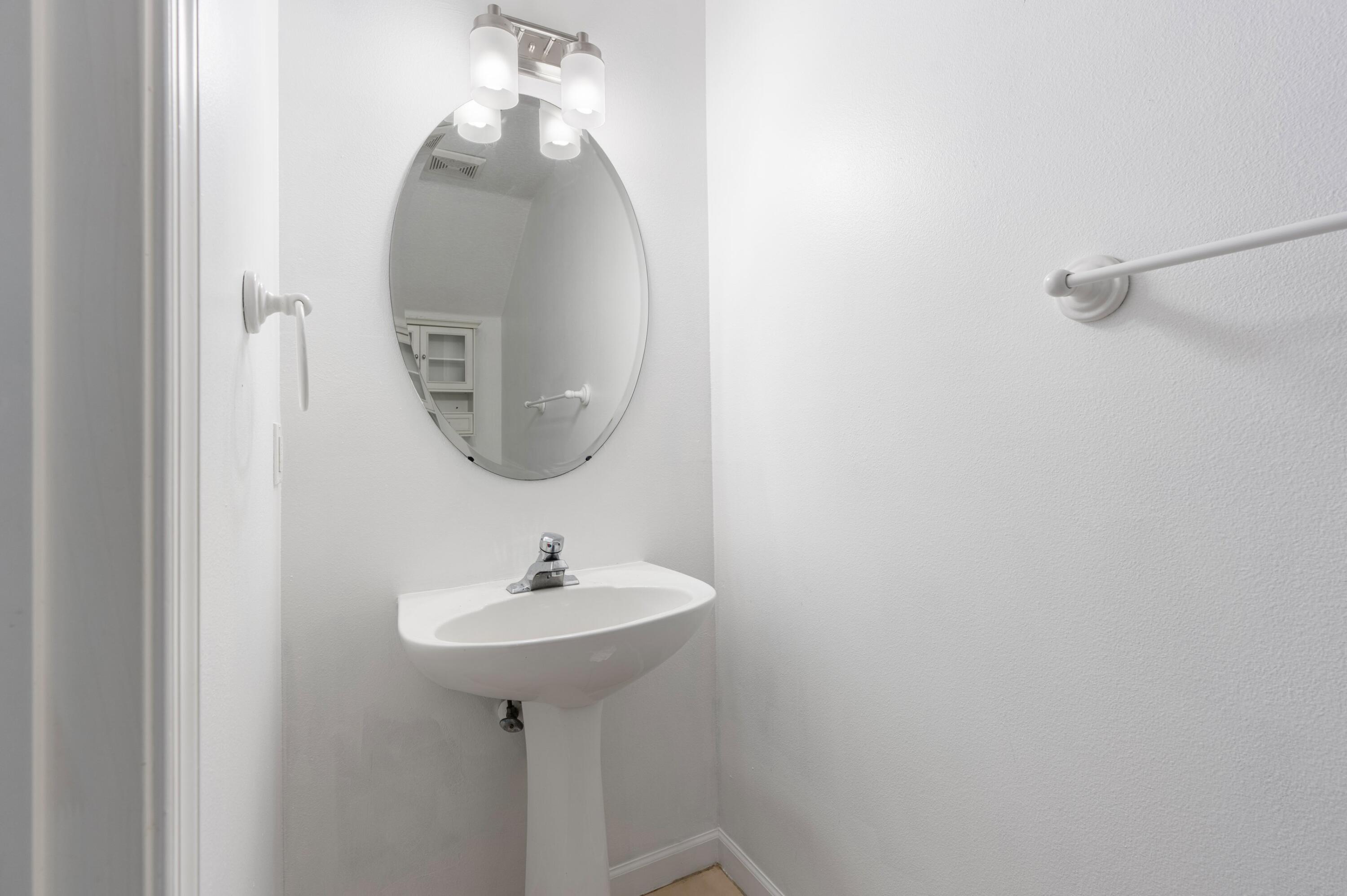 9926 Lago Drive, Boynton Beach, FL 33472, Boynton Beach - Photo 4