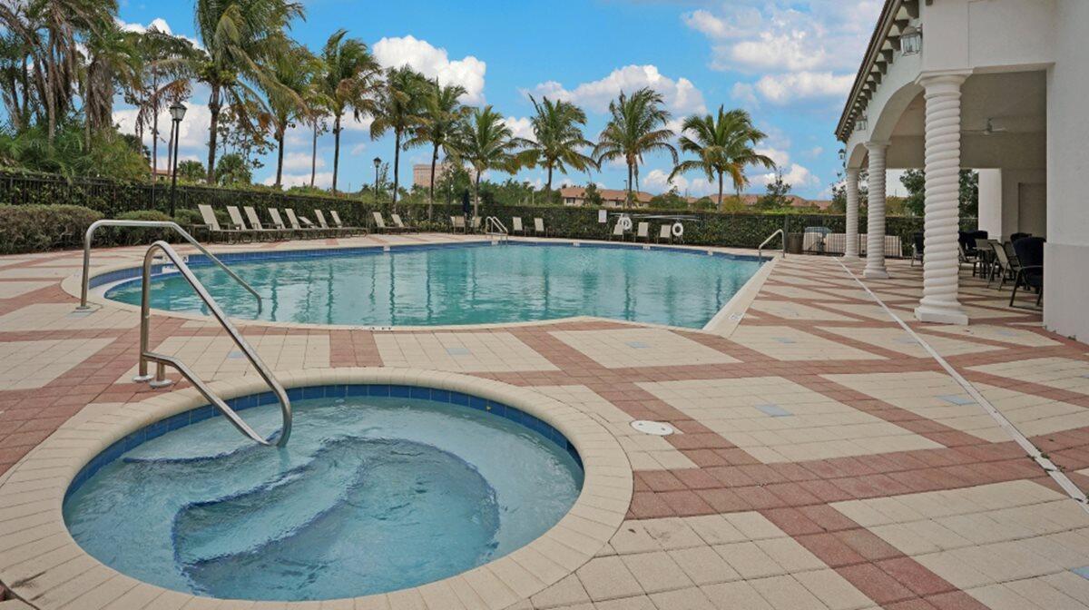 4111 Napoli Lake Drive, West Palm Beach, FL 33410, West Palm Beach - Photo 3